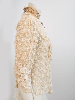 Cremefarbene All-Over-Spitzenbluse aus der viktorianischen Ära
