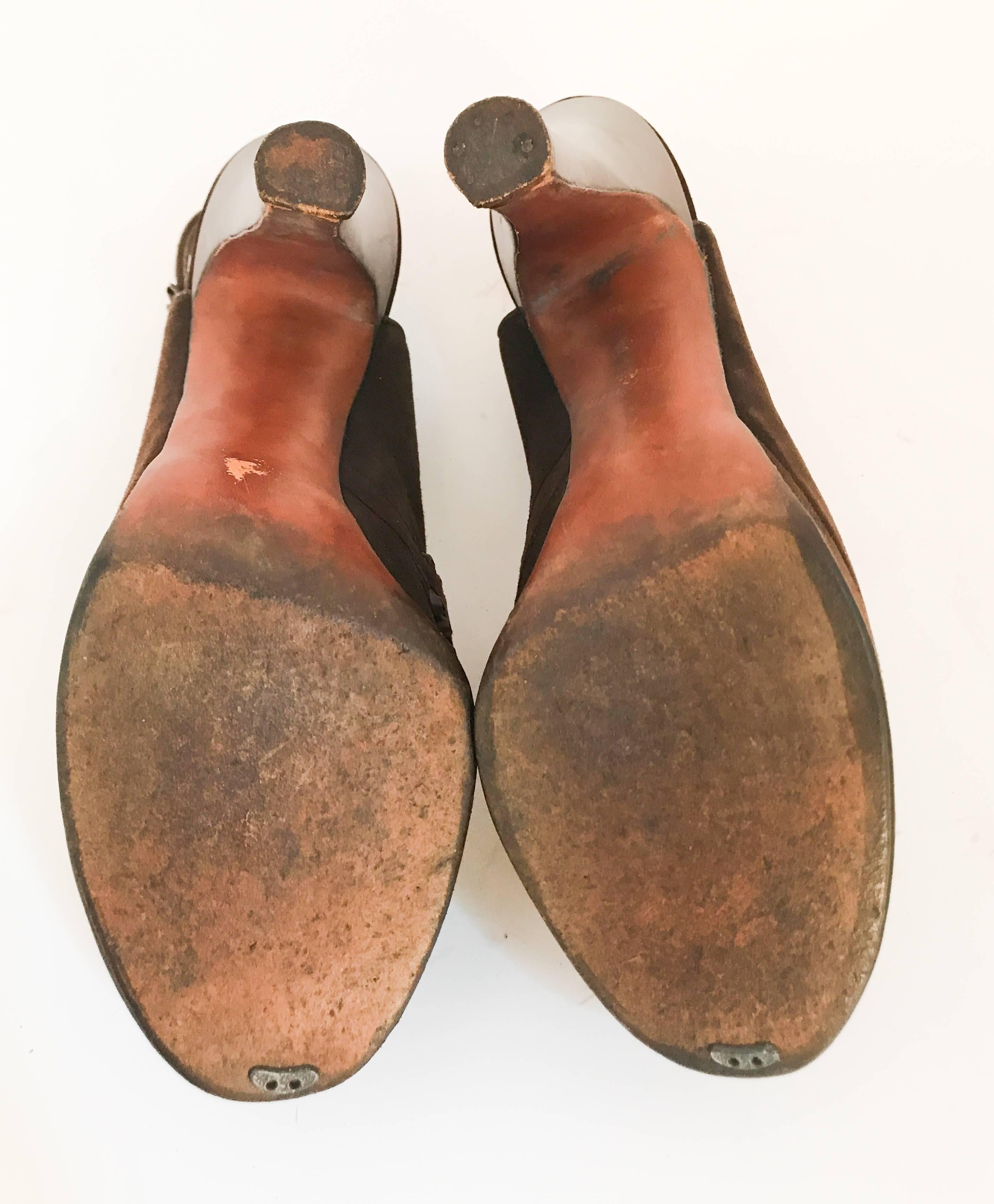 1947 Brown Suede and Leather Sling Back Heels For Sale 1