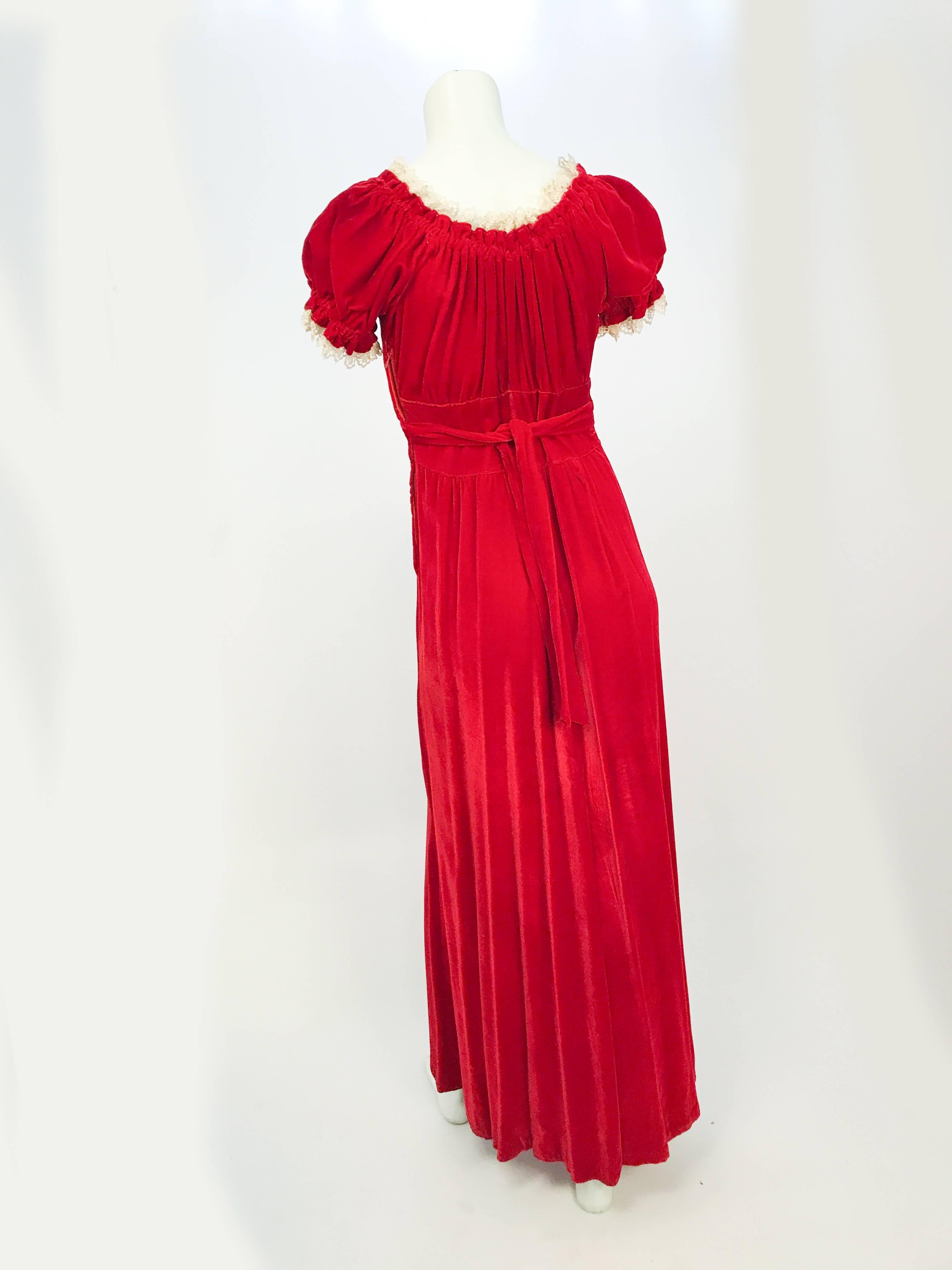 1930s Red Velvet and Lace Bias Cut Dress In Good Condition In San Francisco, CA