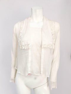 White Handmade Blouse With Lace and Pull Work, Late 1910s