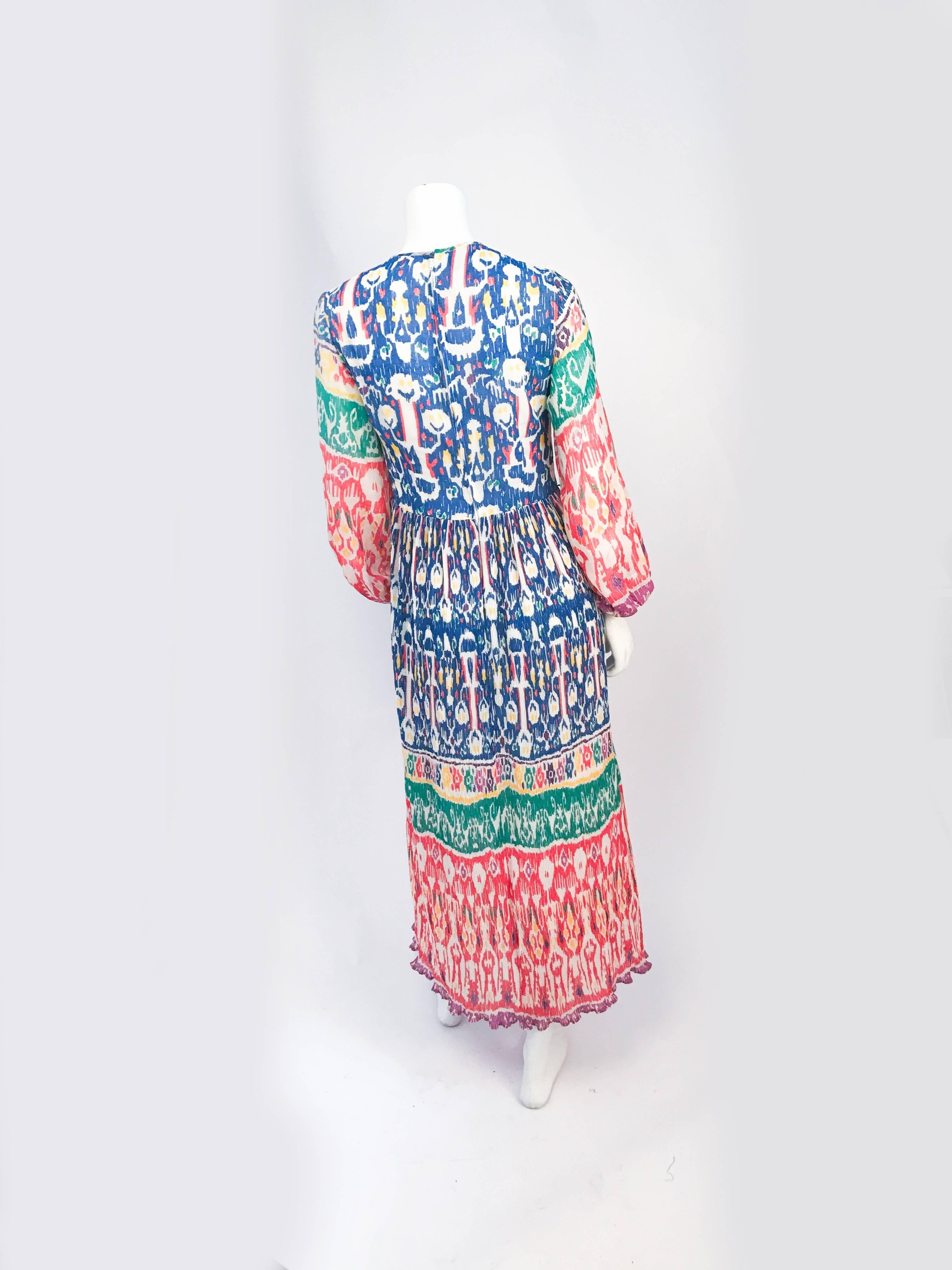 1970s I. Magnin Pleated Impressionist Printed Day Dress For Sale 2