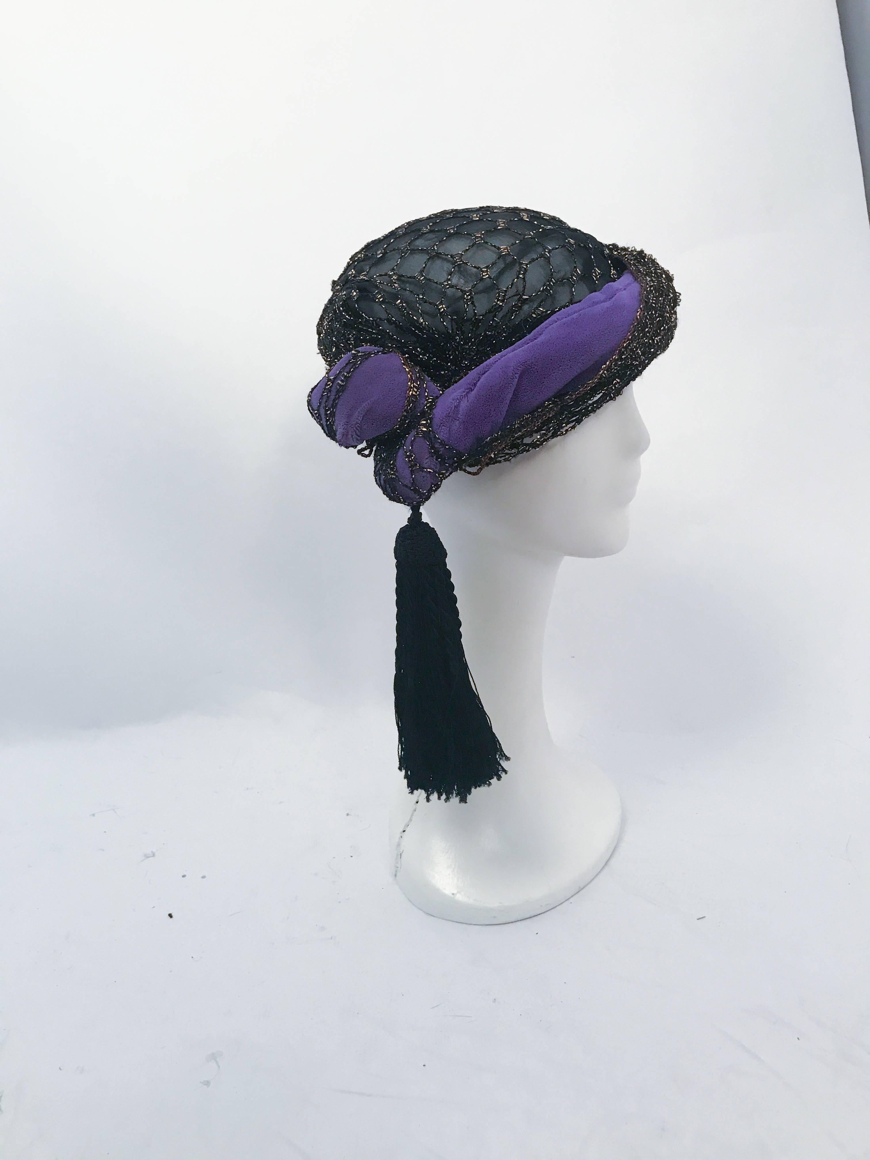 Irina Roublon Purple and Black Velvet Turban, 1940s In Good Condition In San Francisco, CA