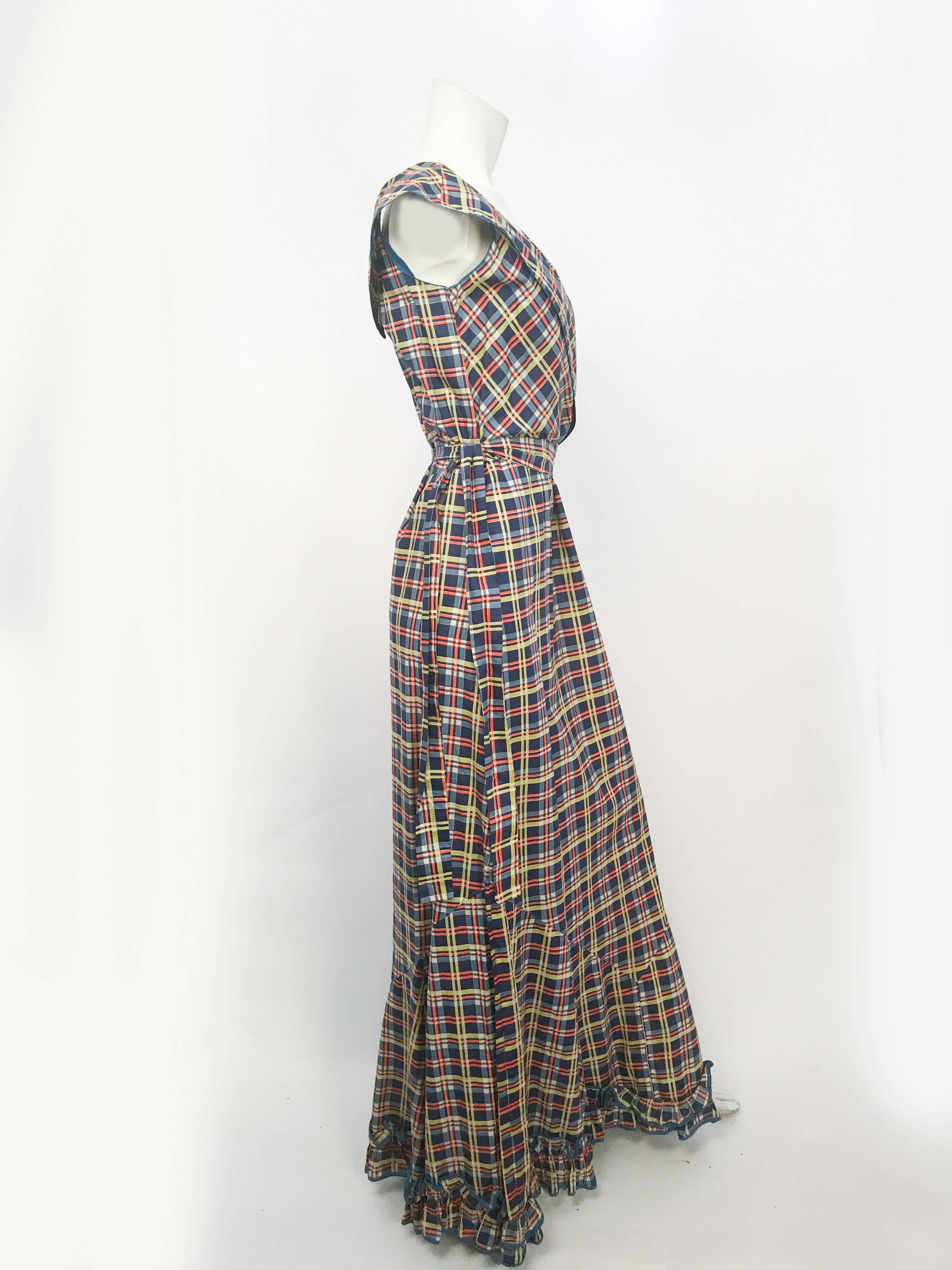 1930s Plaid Cotton Picnic Dress In Good Condition For Sale In San Francisco, CA