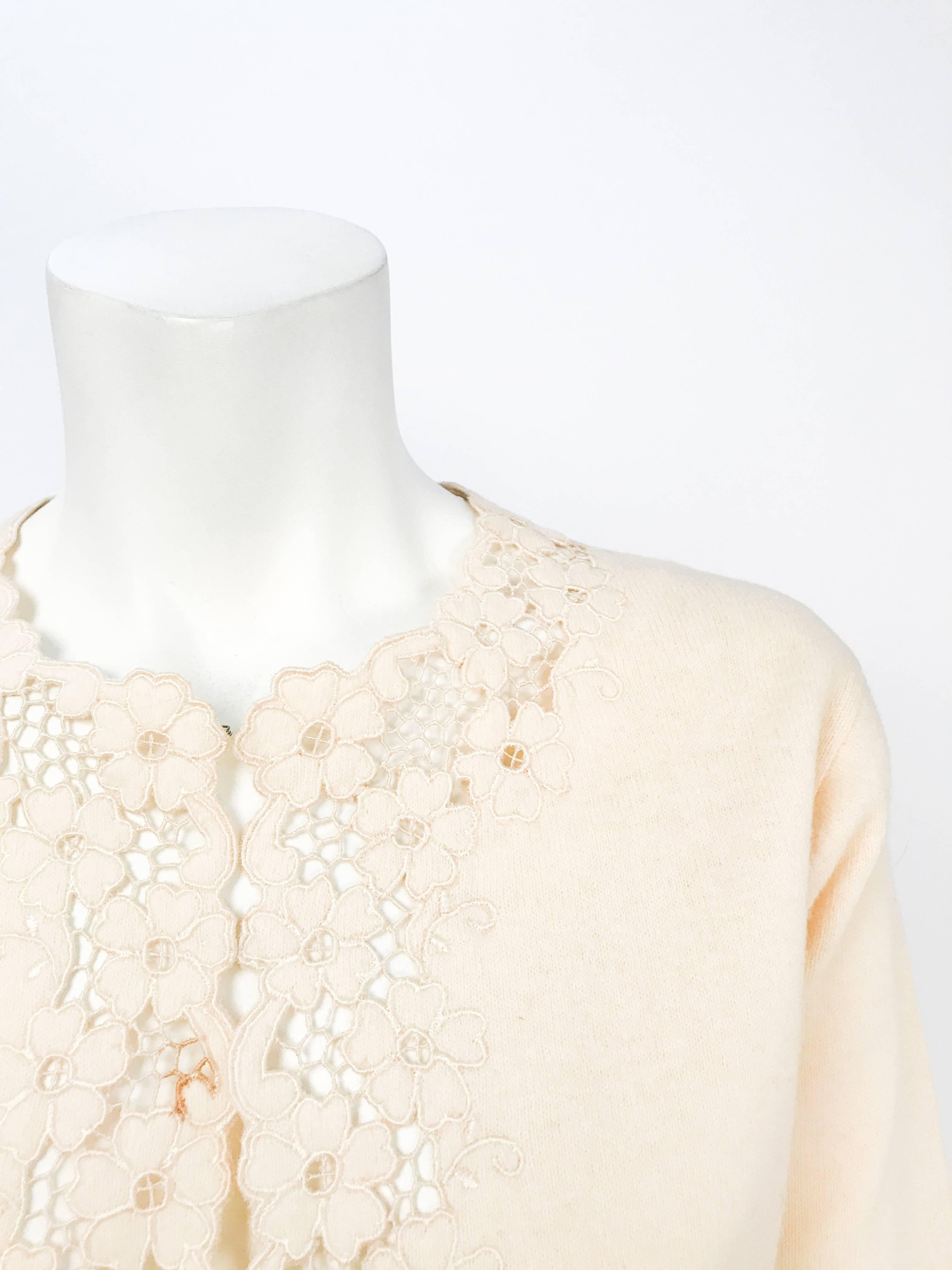 1950s Cream Wool Cardigan with Embroidery and Cut-work In Good Condition In San Francisco, CA