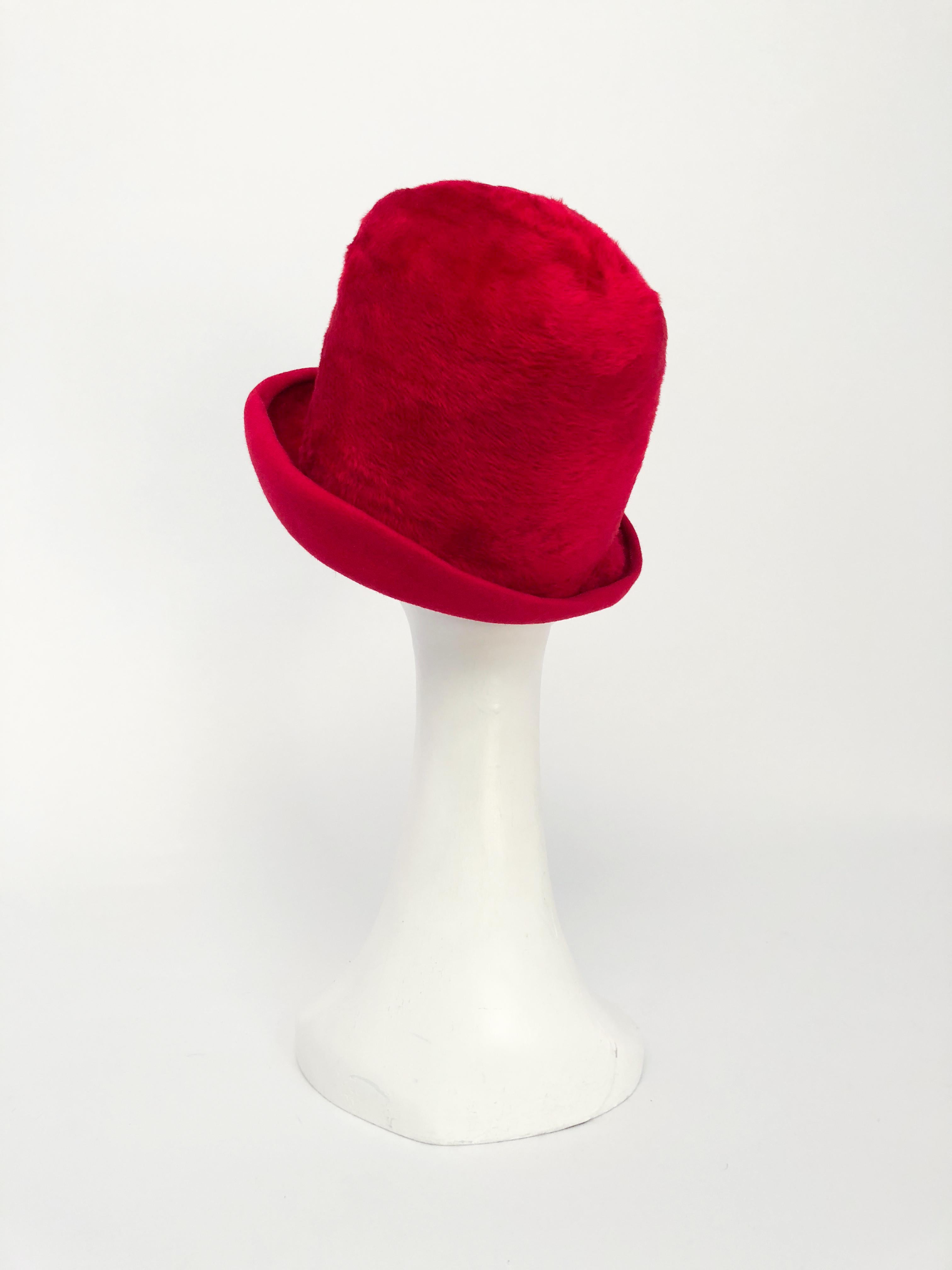 Gray 1960s Red Beaver Felt Cloche For Sale