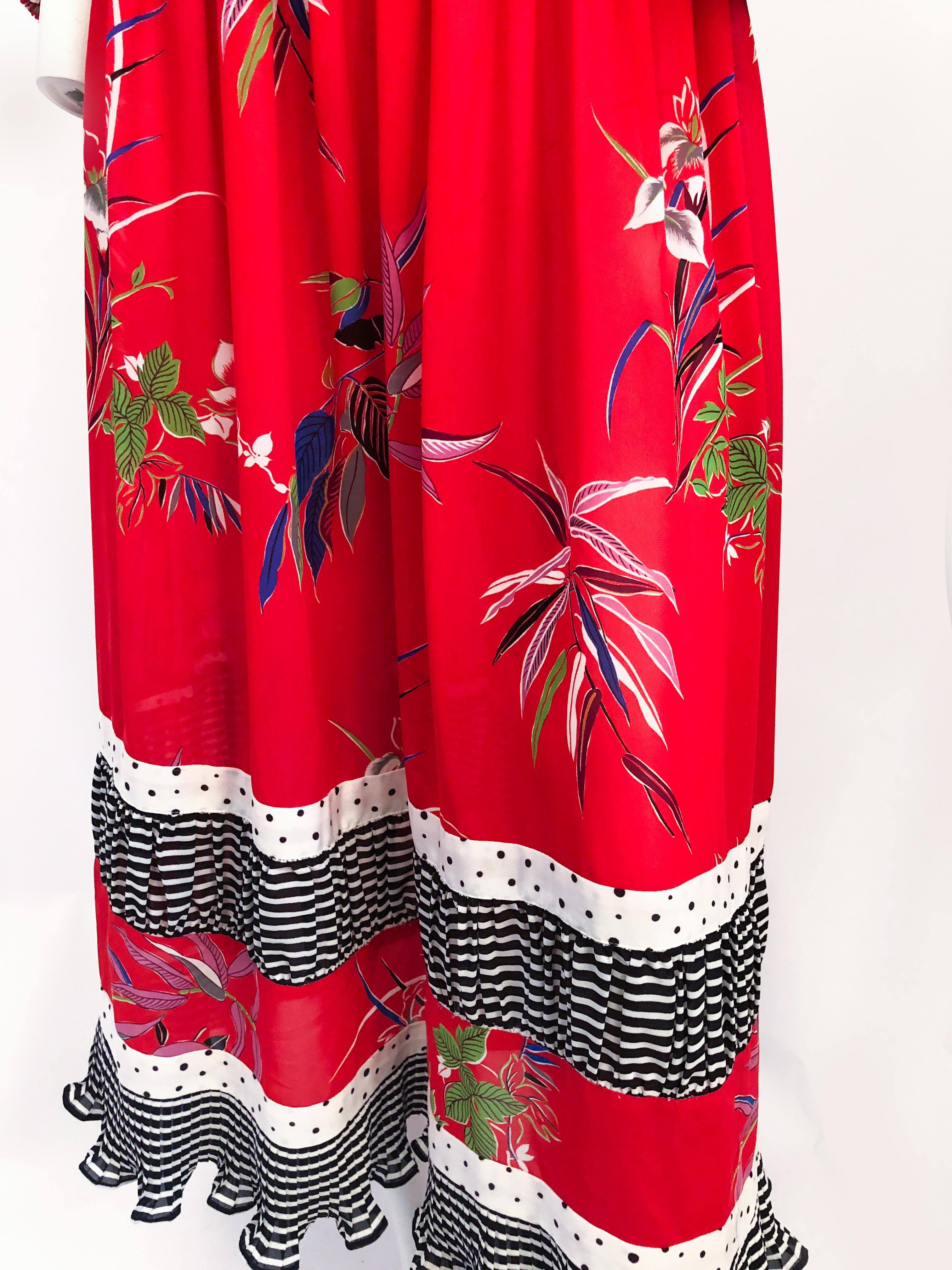 1980s Dian Fréis Red Floral Printed Dress In Good Condition For Sale In San Francisco, CA