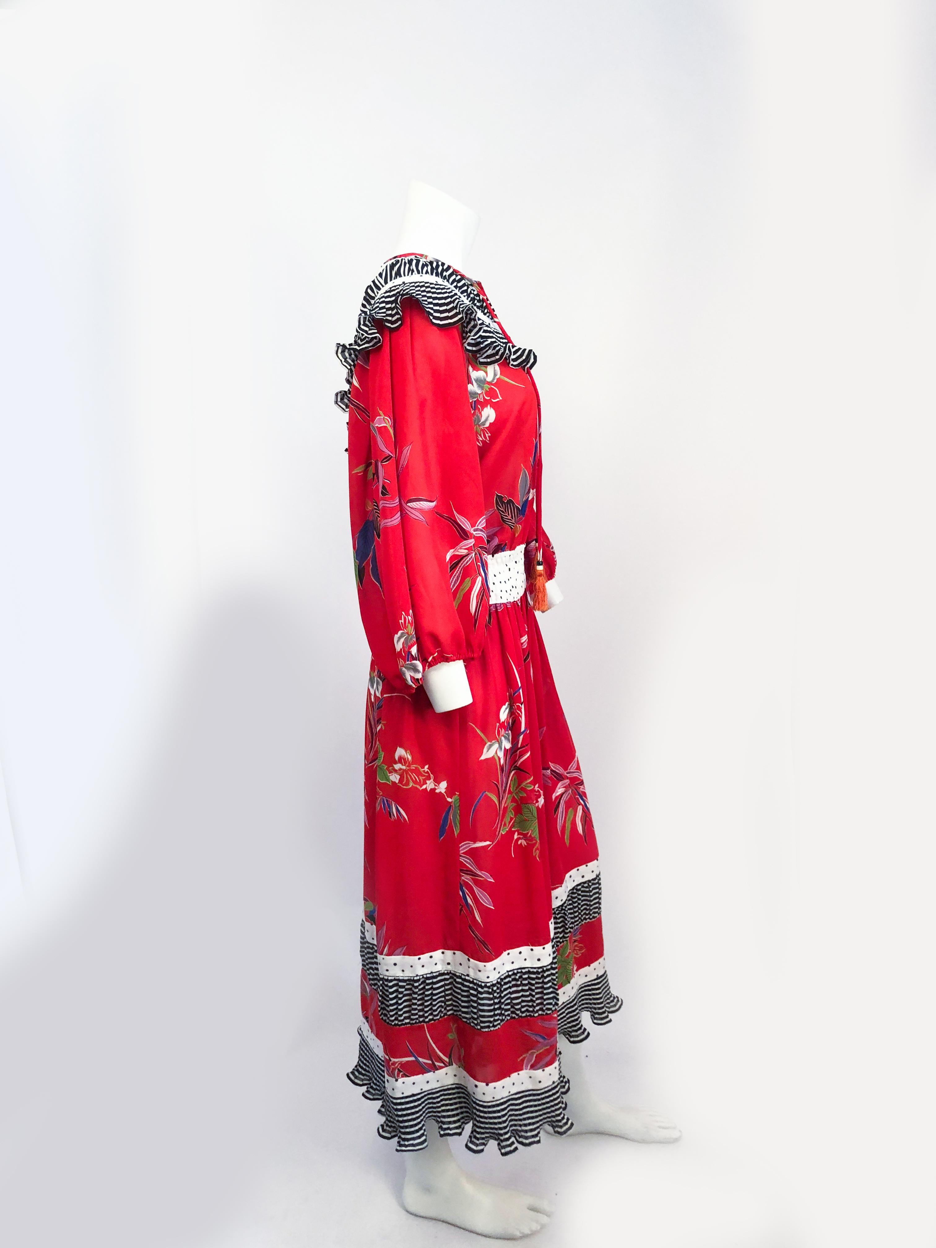 Dian Fréis - Robe à imprimé floral rouge des années 1980 Bon état - En vente à San Francisco, CA