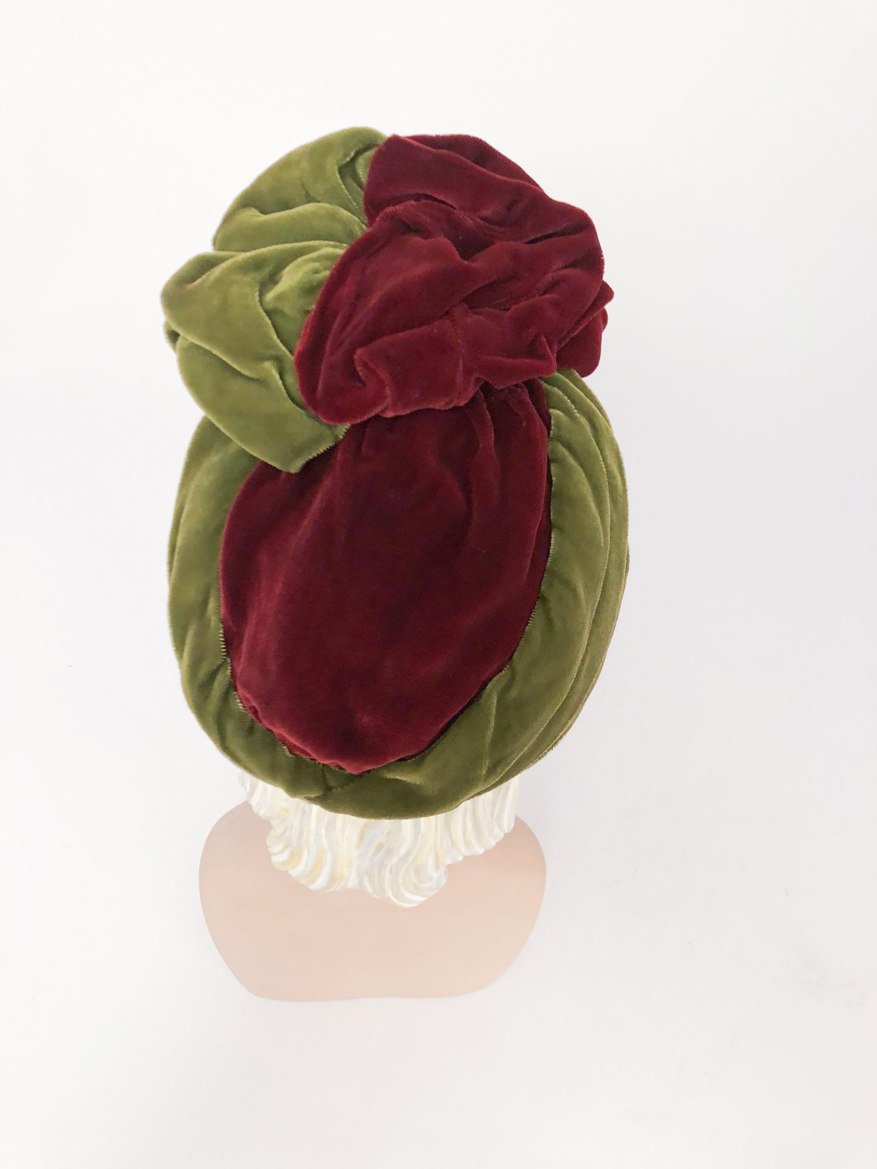 1930s Green and Cranberry Silk Velvet Turban 1