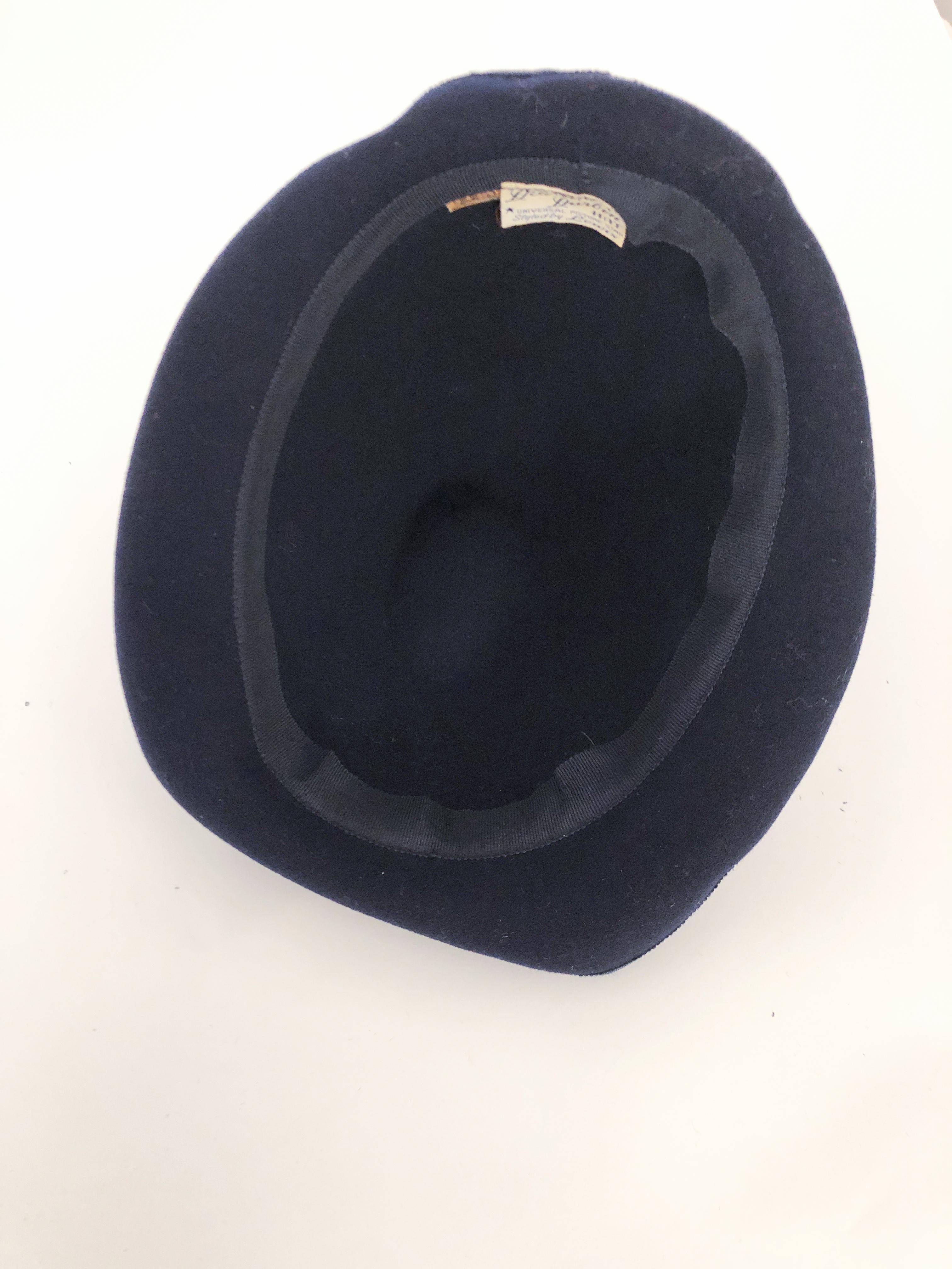 1930s Navy Felt Cone Hat  In Good Condition For Sale In San Francisco, CA