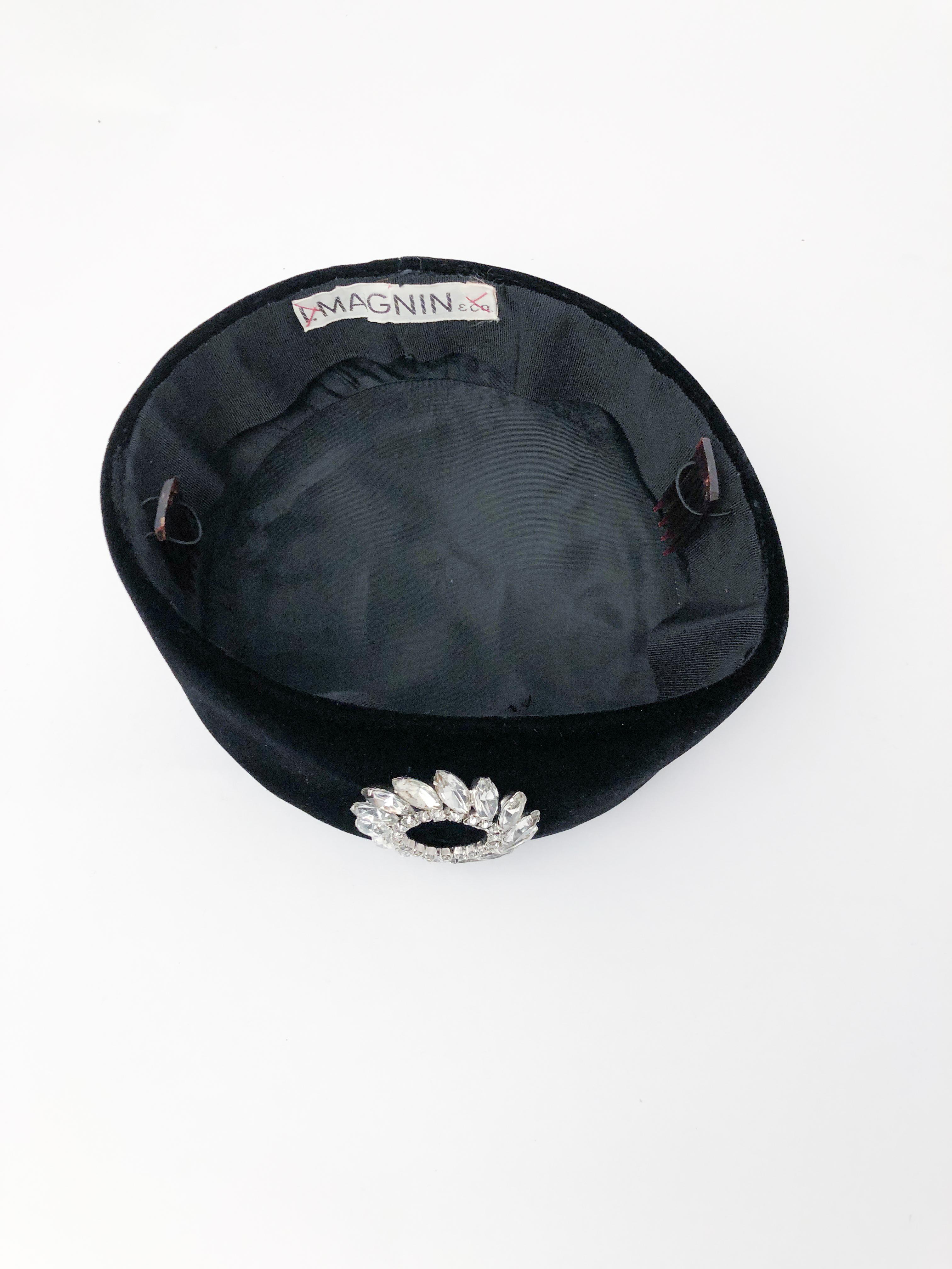 1960s Black Velvet Pillbox Hat with Rhinestone Accent In Good Condition In San Francisco, CA