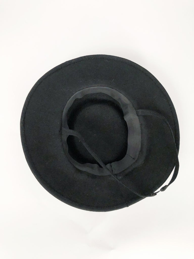 1940s Black Cashmere Hat With Silk Satin Band and Rhinestone Accent For Sale 4