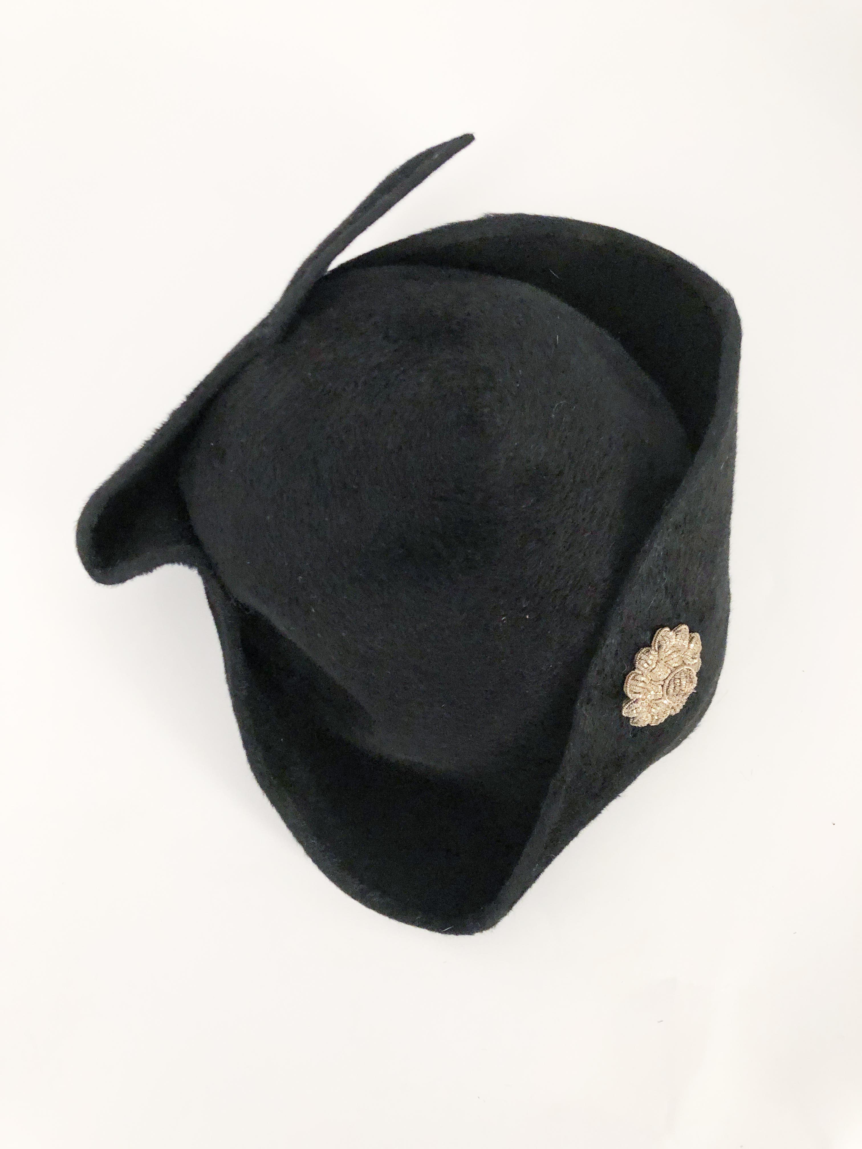 1930s Black Cashmere Felt Pirate Hat with Sterling Silver Accent In Good Condition In San Francisco, CA