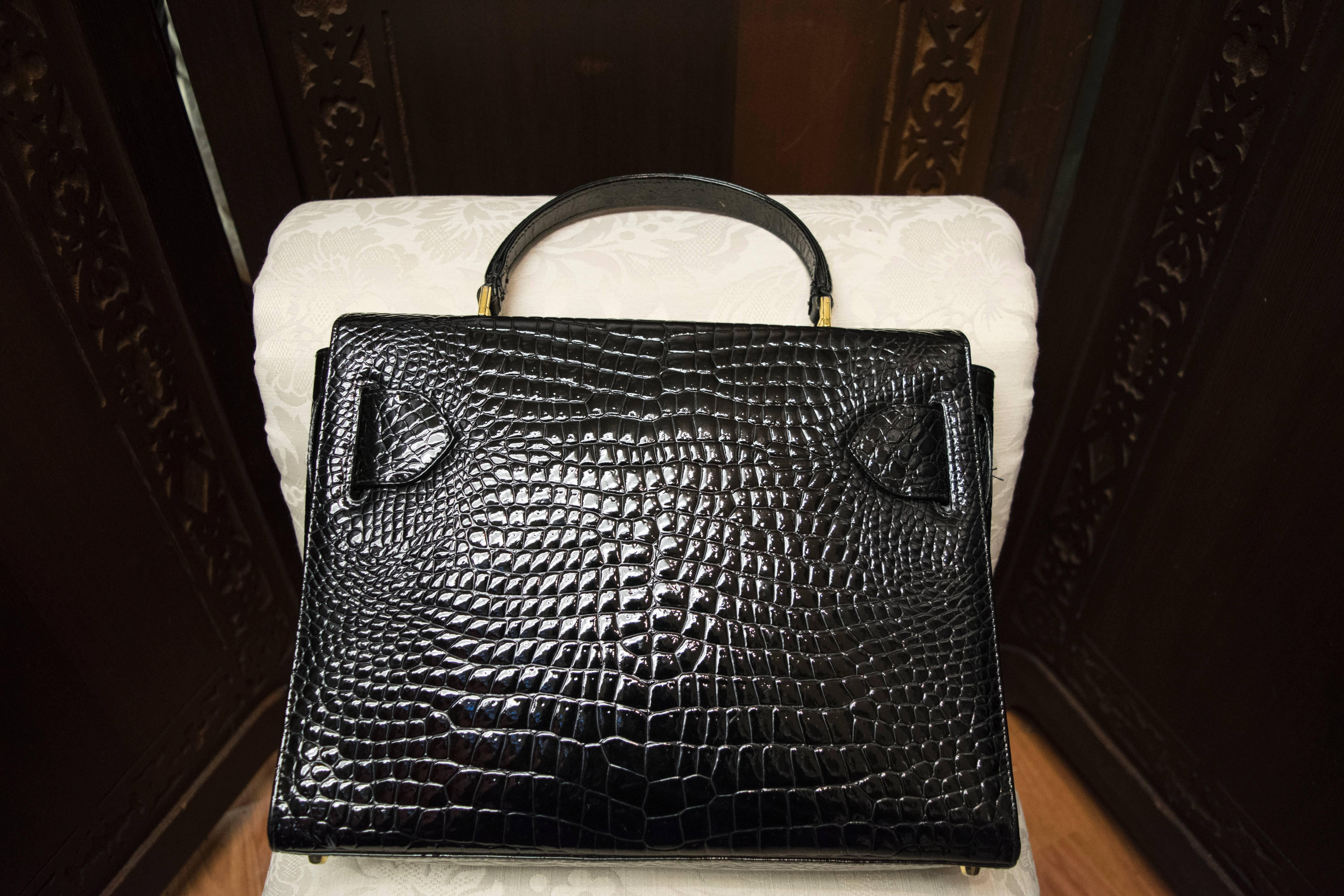 1980s Gianni Versace Embossed Crocodile Handbag 1