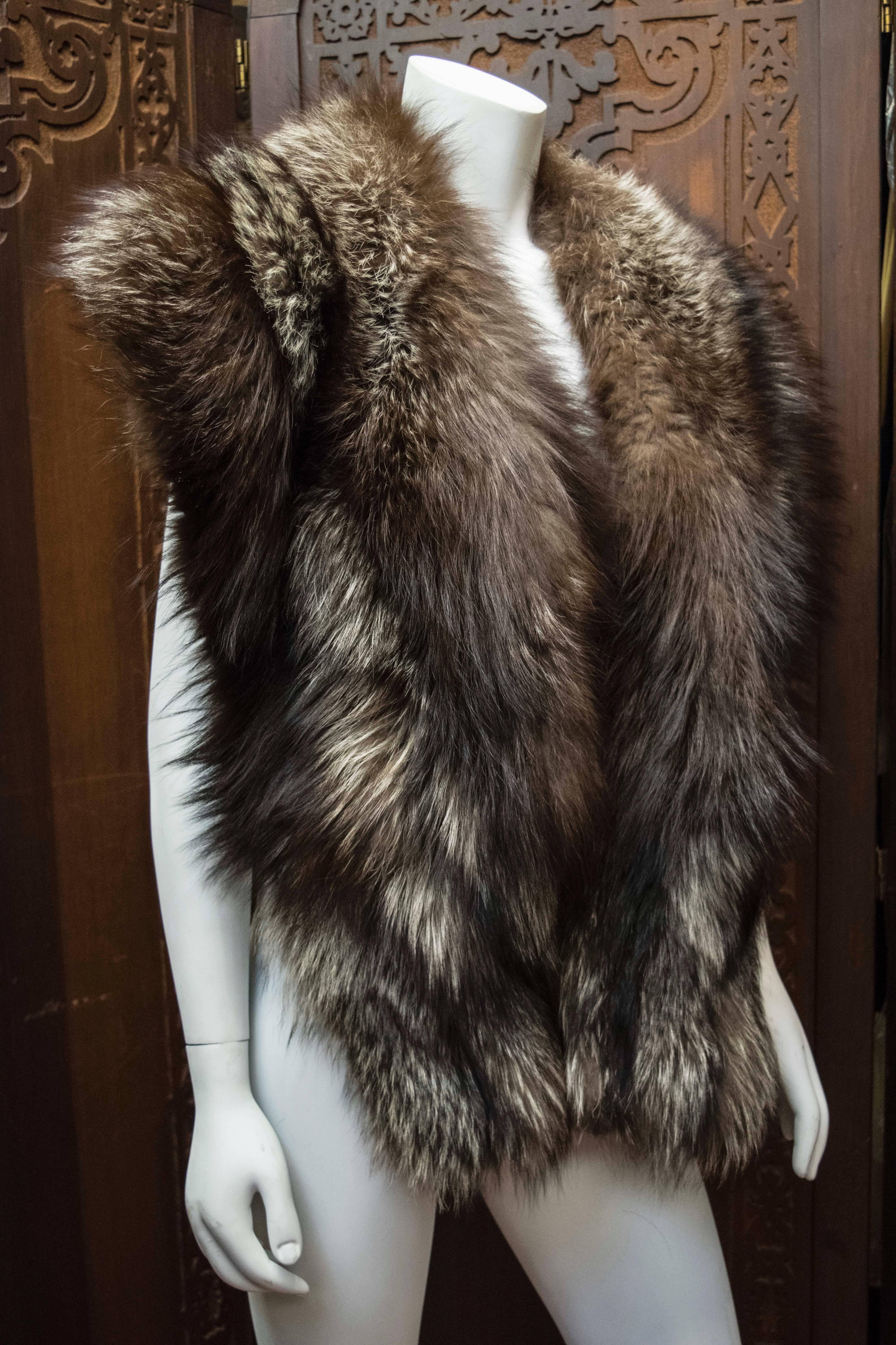 Silver Fox Fur Wrap In Excellent Condition In San Francisco, CA