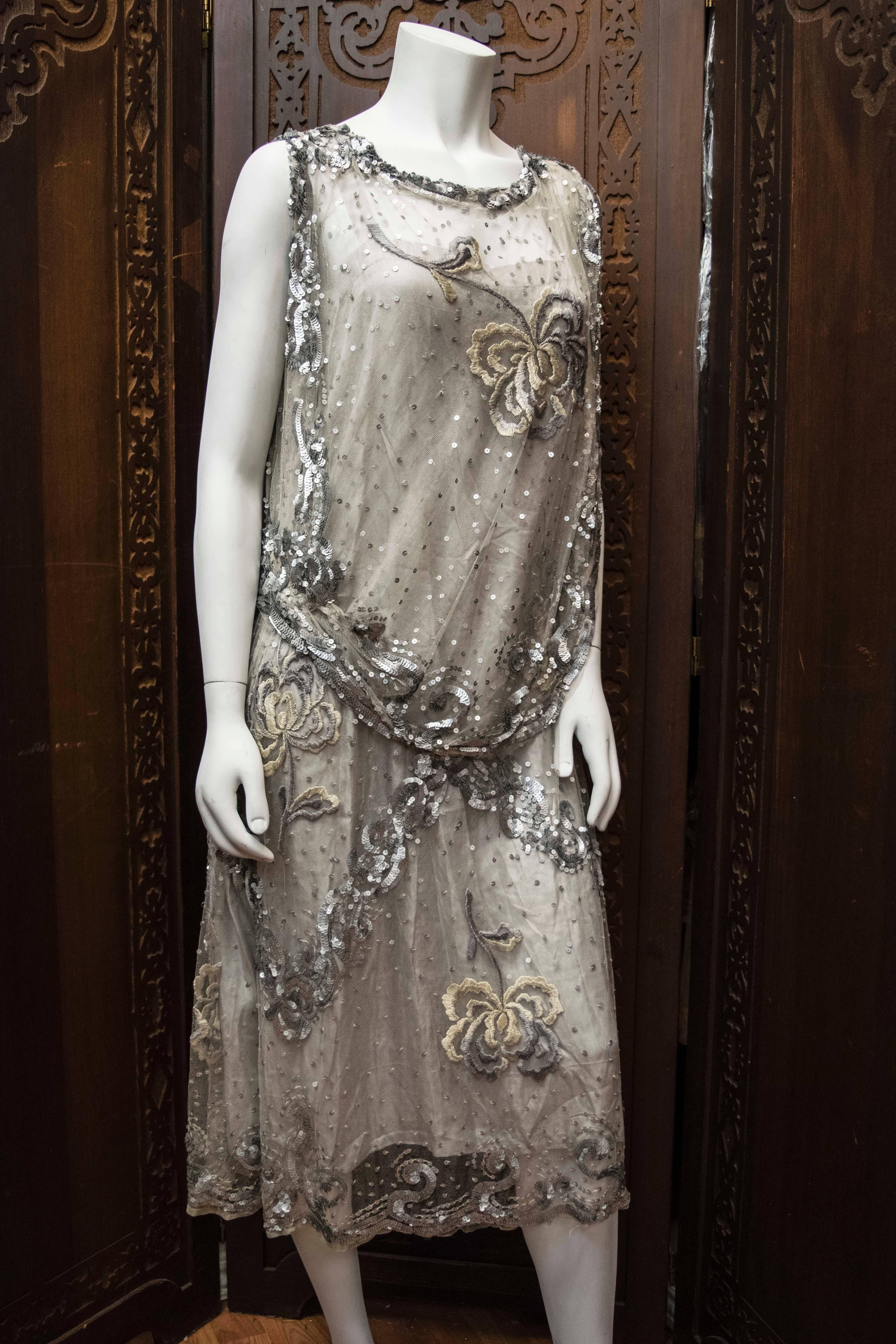Women's 1920s Silver Lace Sequinned Dress