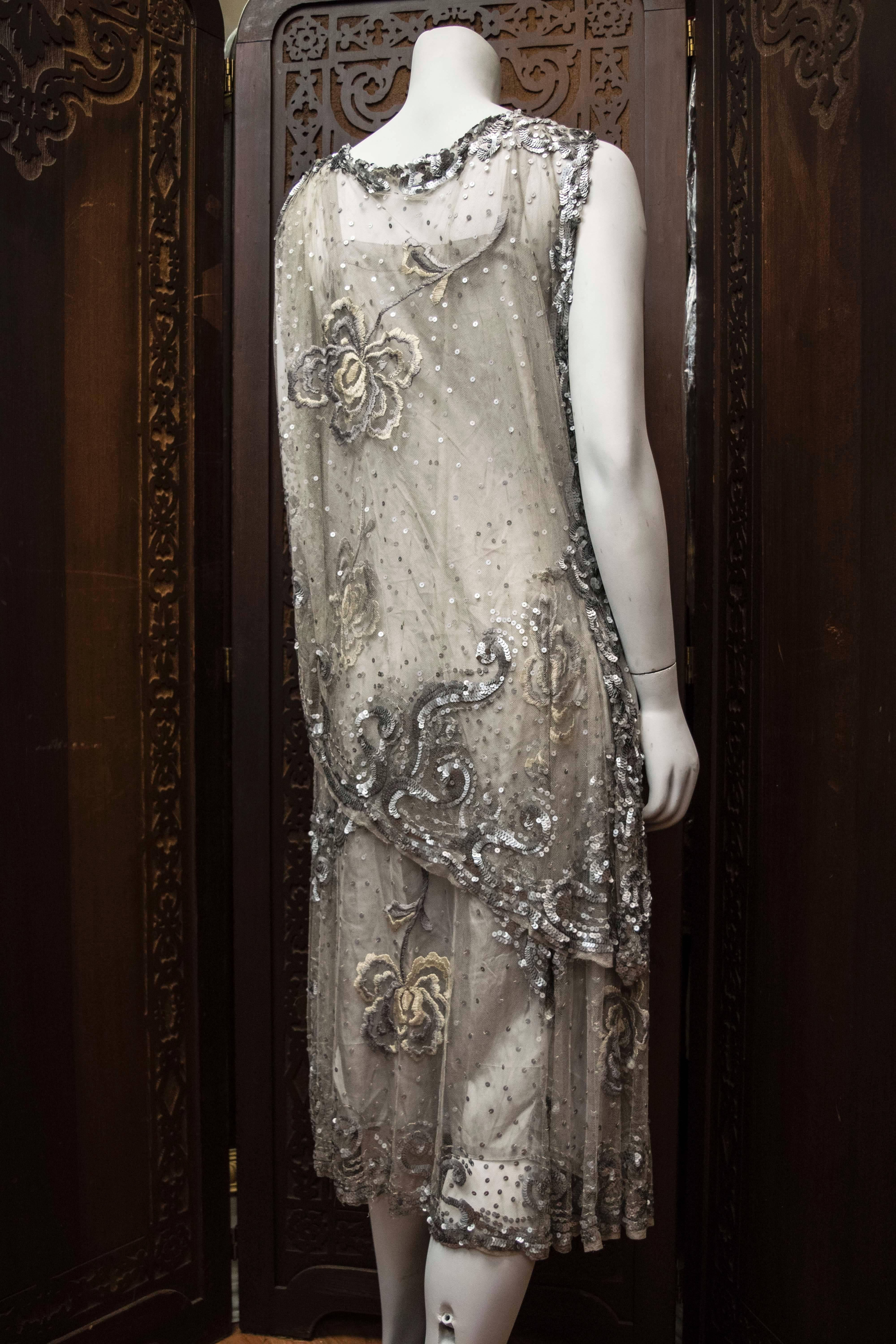 1920s Silver Lace Sequinned Dress 1