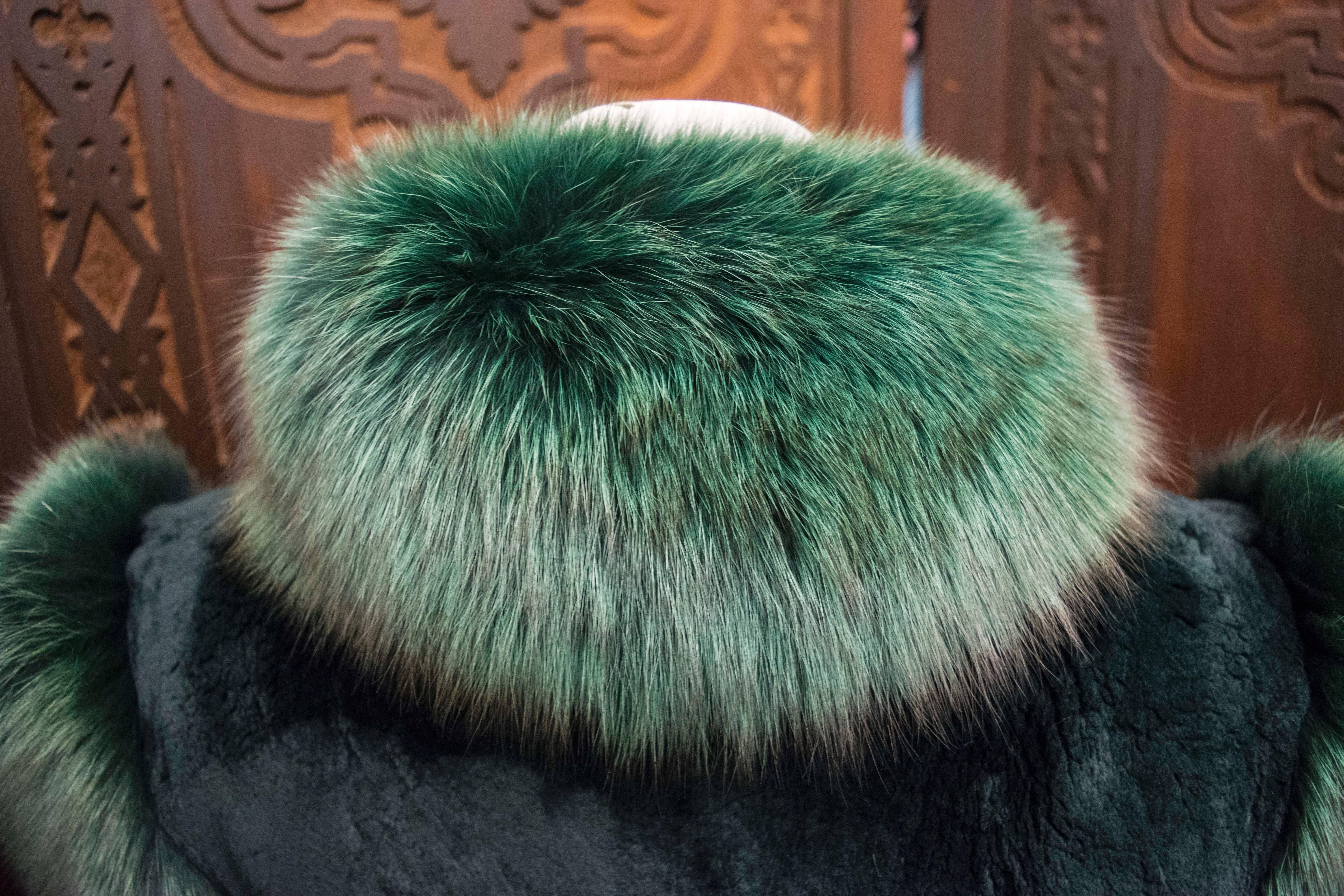 1980s Saks Fifth Avenue Green Fox and Sheered Mink Fur Coat 3