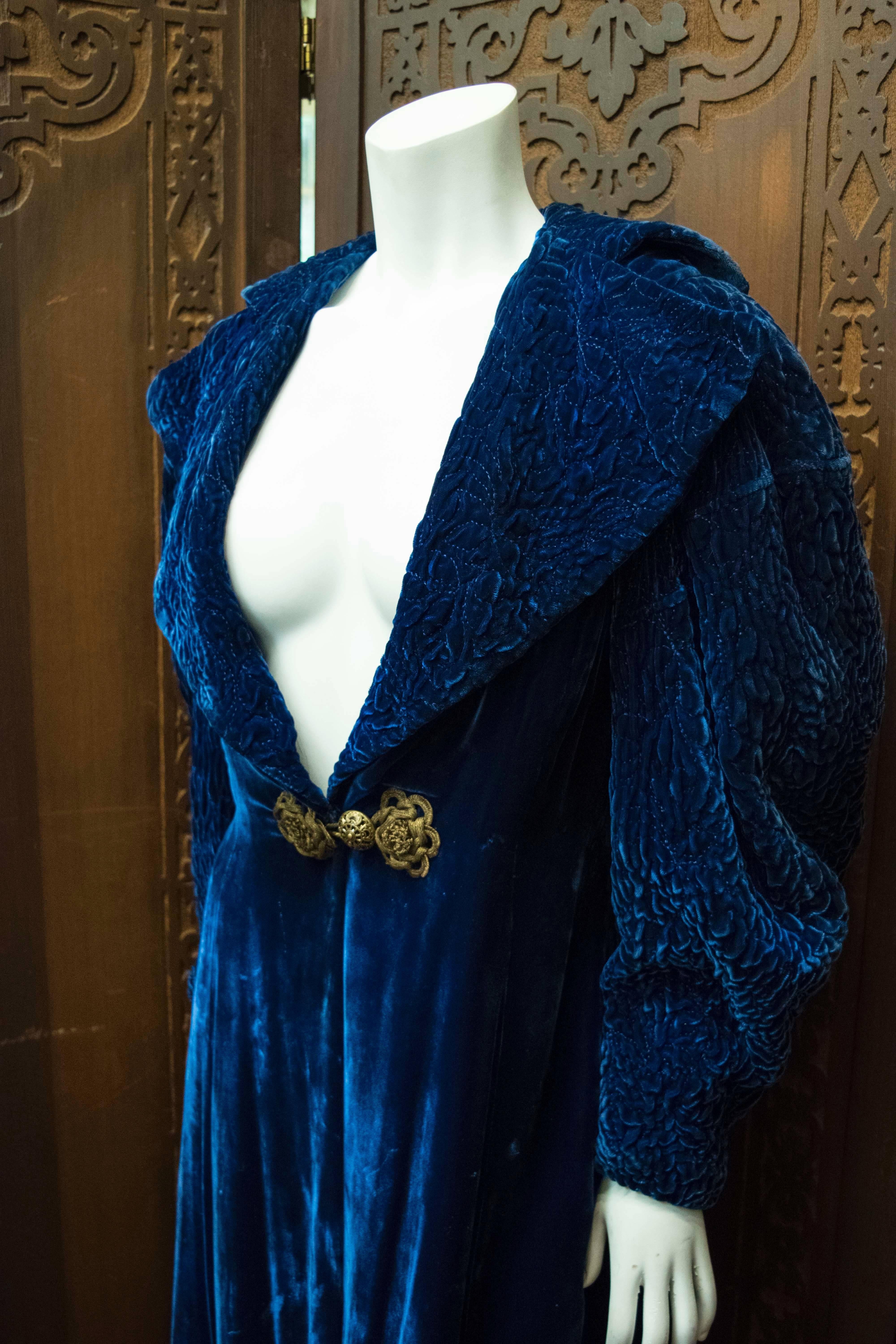 1930er Opernmantel aus blauem Samt Damen