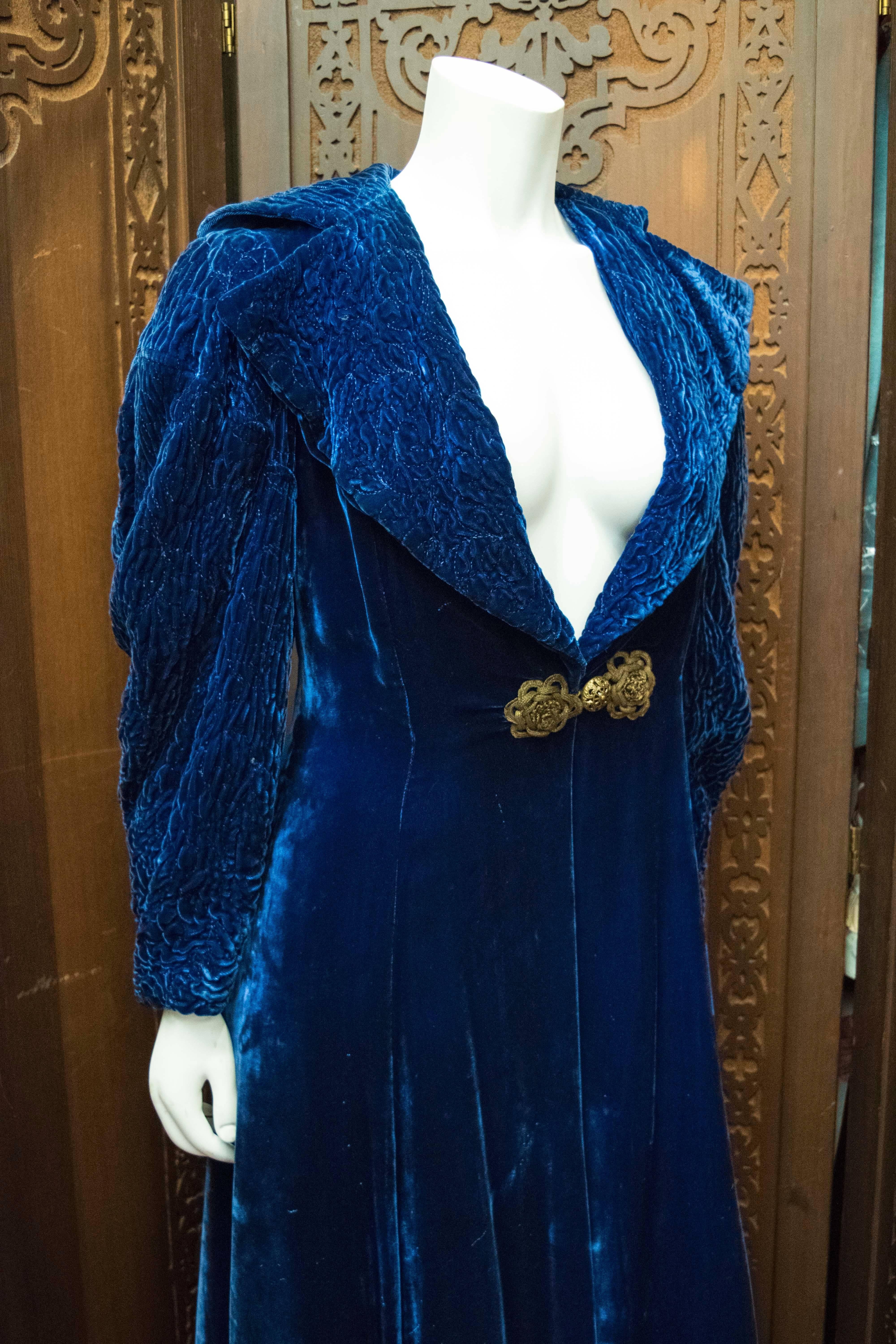 1930er Opernmantel aus blauem Samt 2