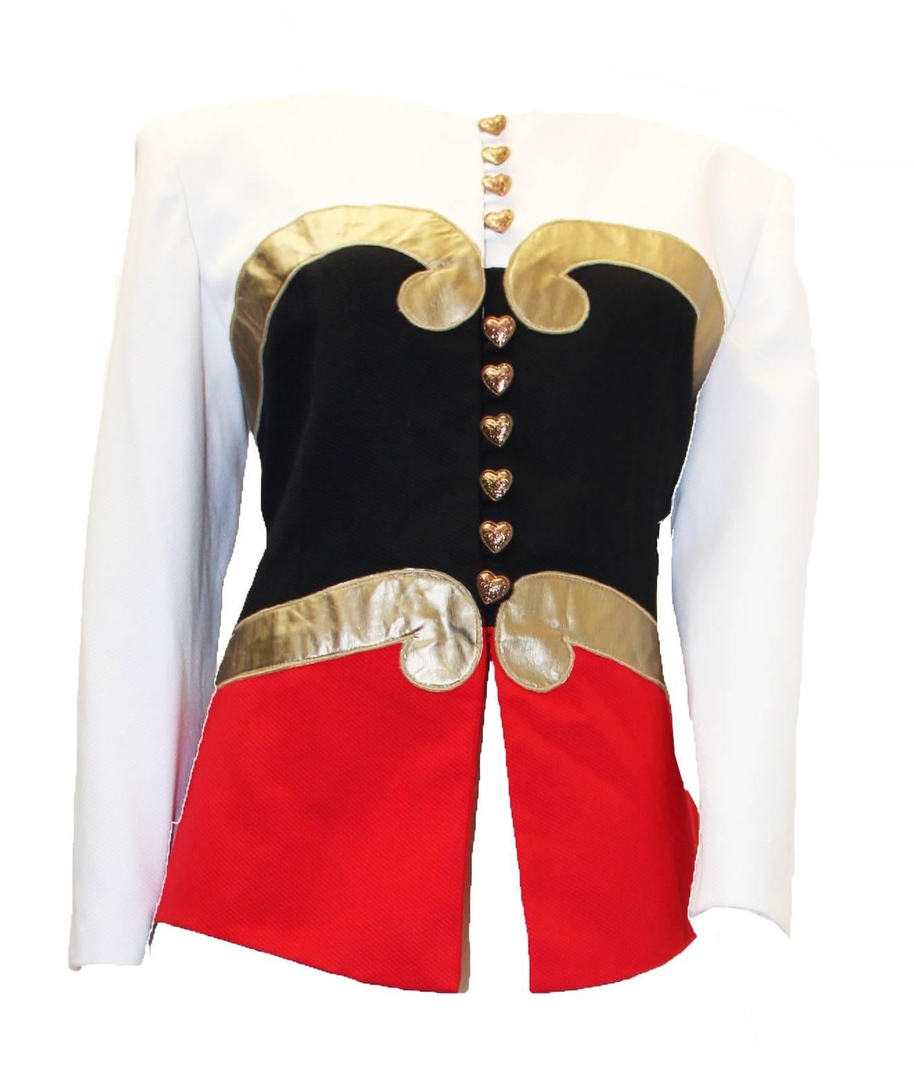 Schwarz-rot-weiße Jacke mit Goldapplikationen von Pierre Balmain aus den 1980er Jahren. 

Abmessungen:
Schultern: 17