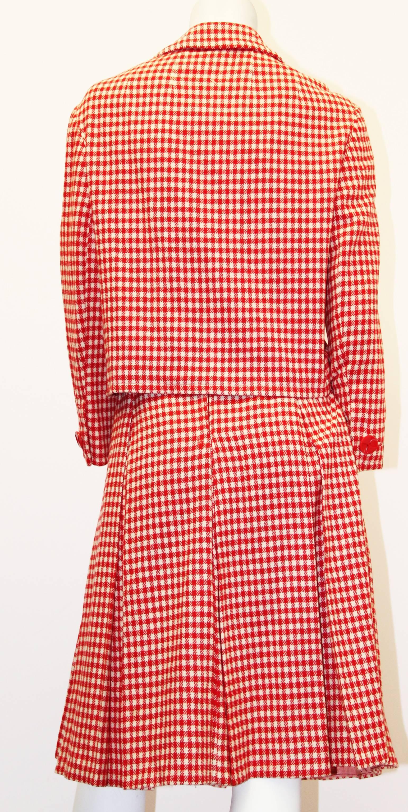 Orange Années 60 Checkered I.Magnin & Co. Tailleur jupe à double boutonnage  en vente