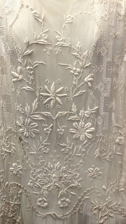 20s Embroidered Lace Wedding Dress In Excellent Condition For Sale In San Francisco, CA