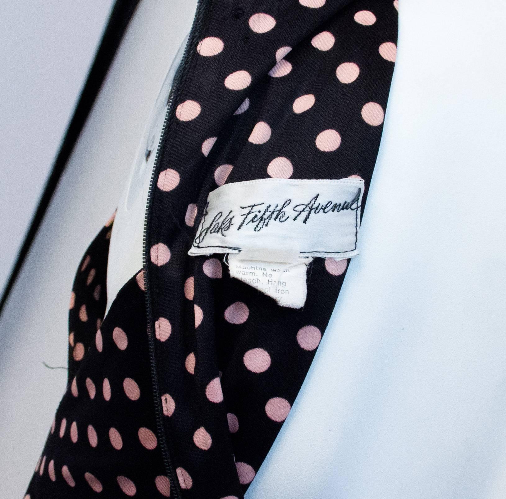 70s Saks Fifth Avenue Halter Printed Day Dress In Good Condition For Sale In San Francisco, CA