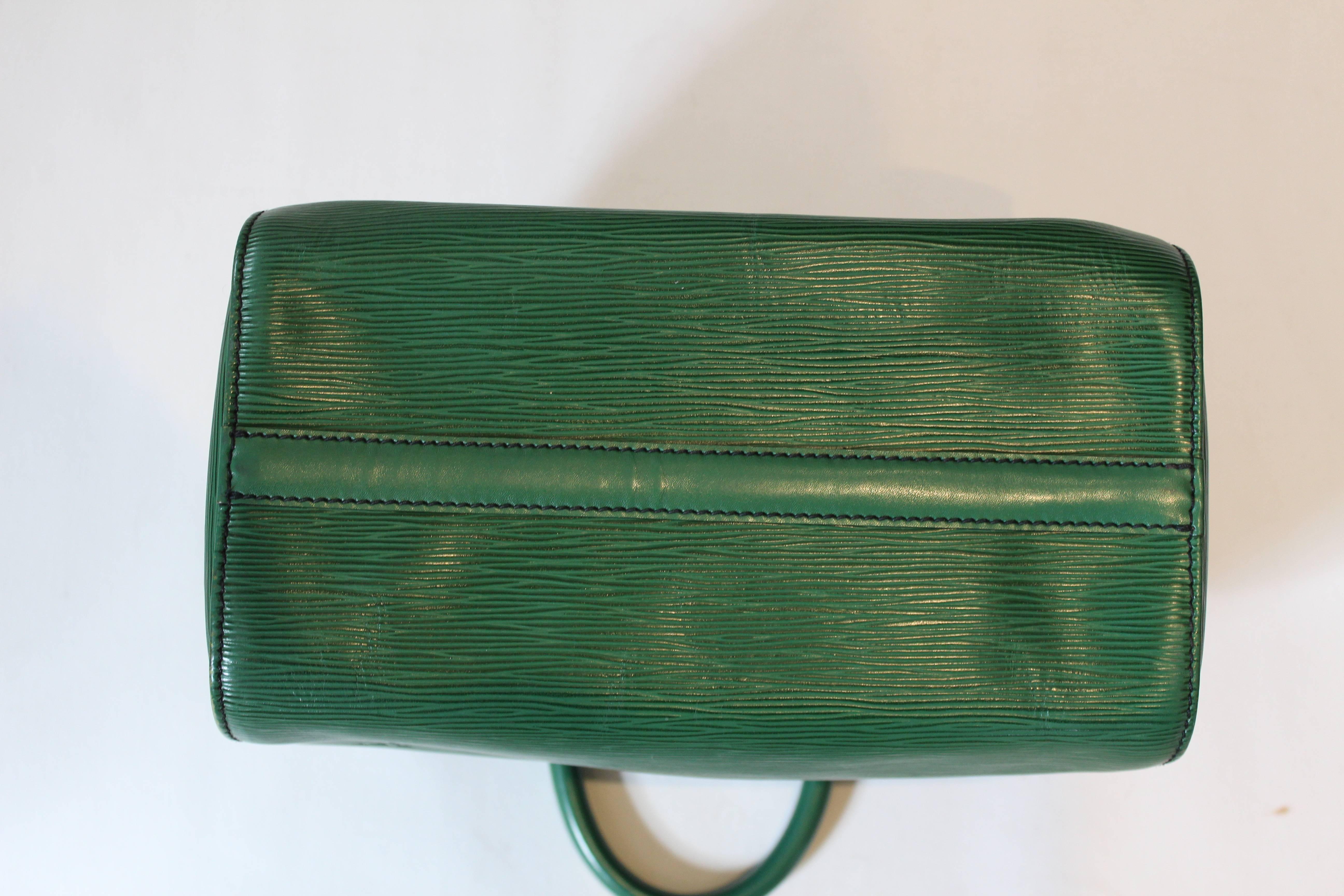 1980s Vintage Louis Vuitton Green Epi Leather Speedy 25 5
