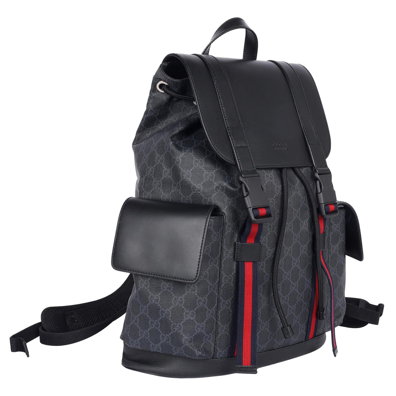 GUCCI GG Supreme Monogram Kalbsleder Web Double Buckle Rucksack Schwarz im Angebot 5