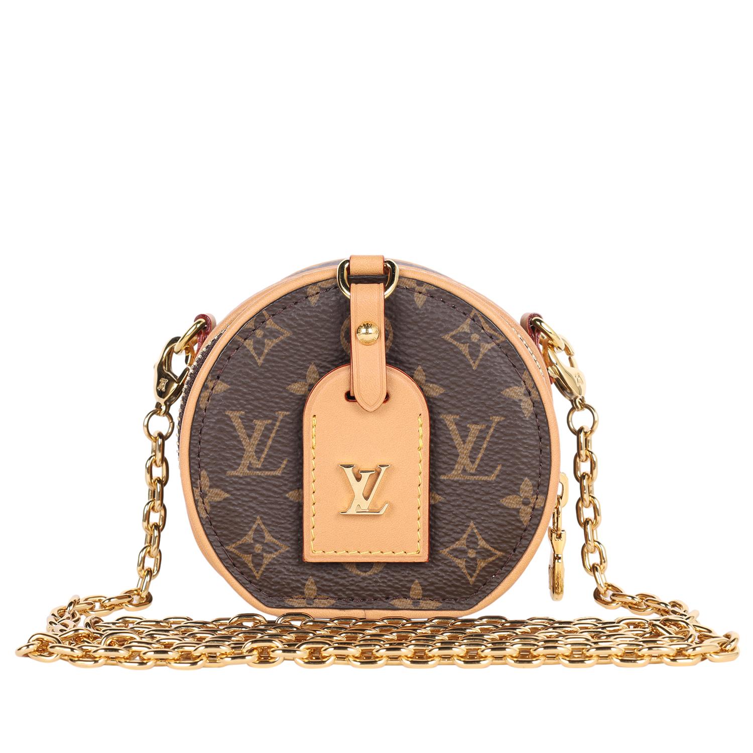 LOUIS VUITTON Collier Chapeau Monogram Mini Crossbody Marron Unisexe en vente