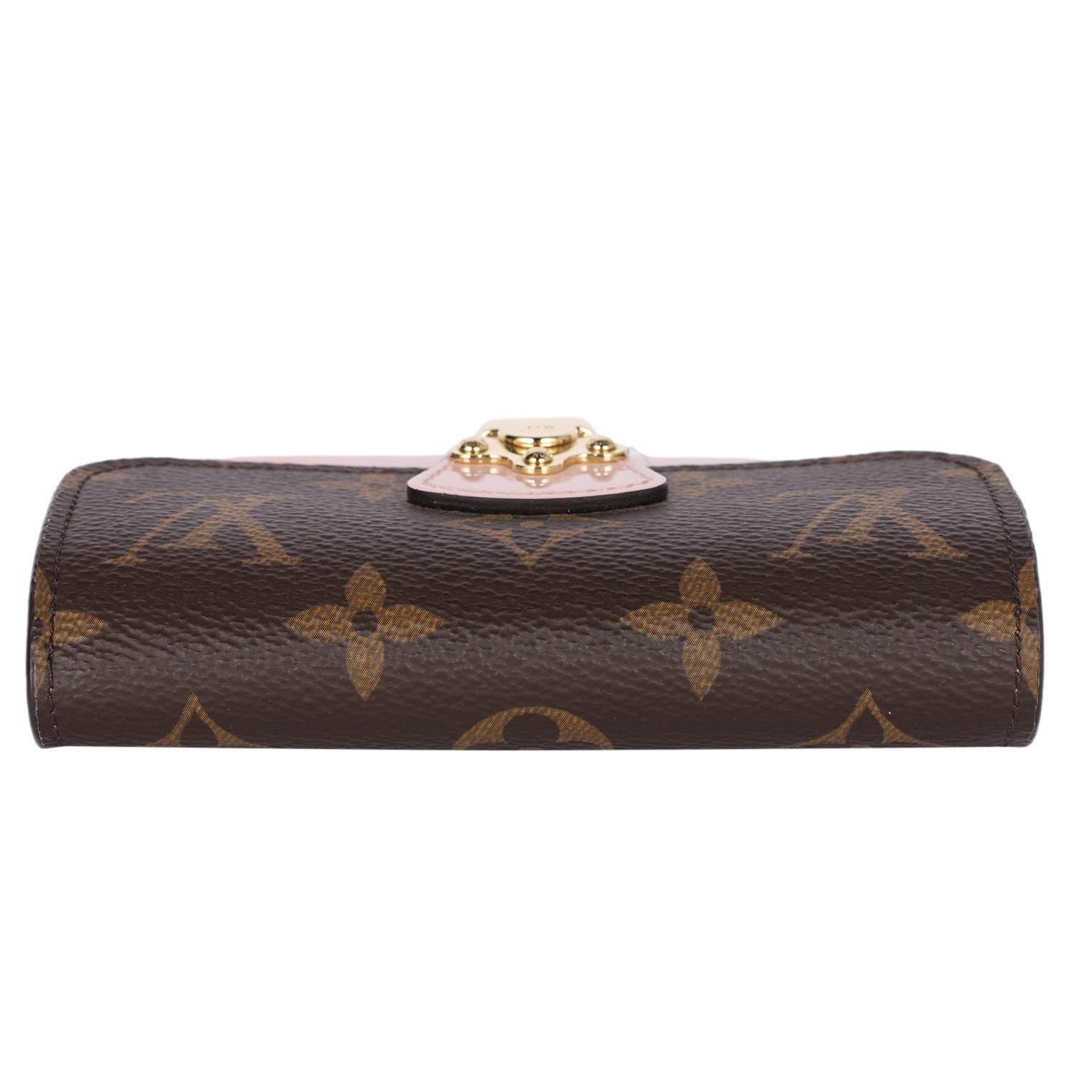 Cartera compacta Louis Vuitton de piel de becerro charolada con monograma de cerezo Rose Ballerine en venta 3