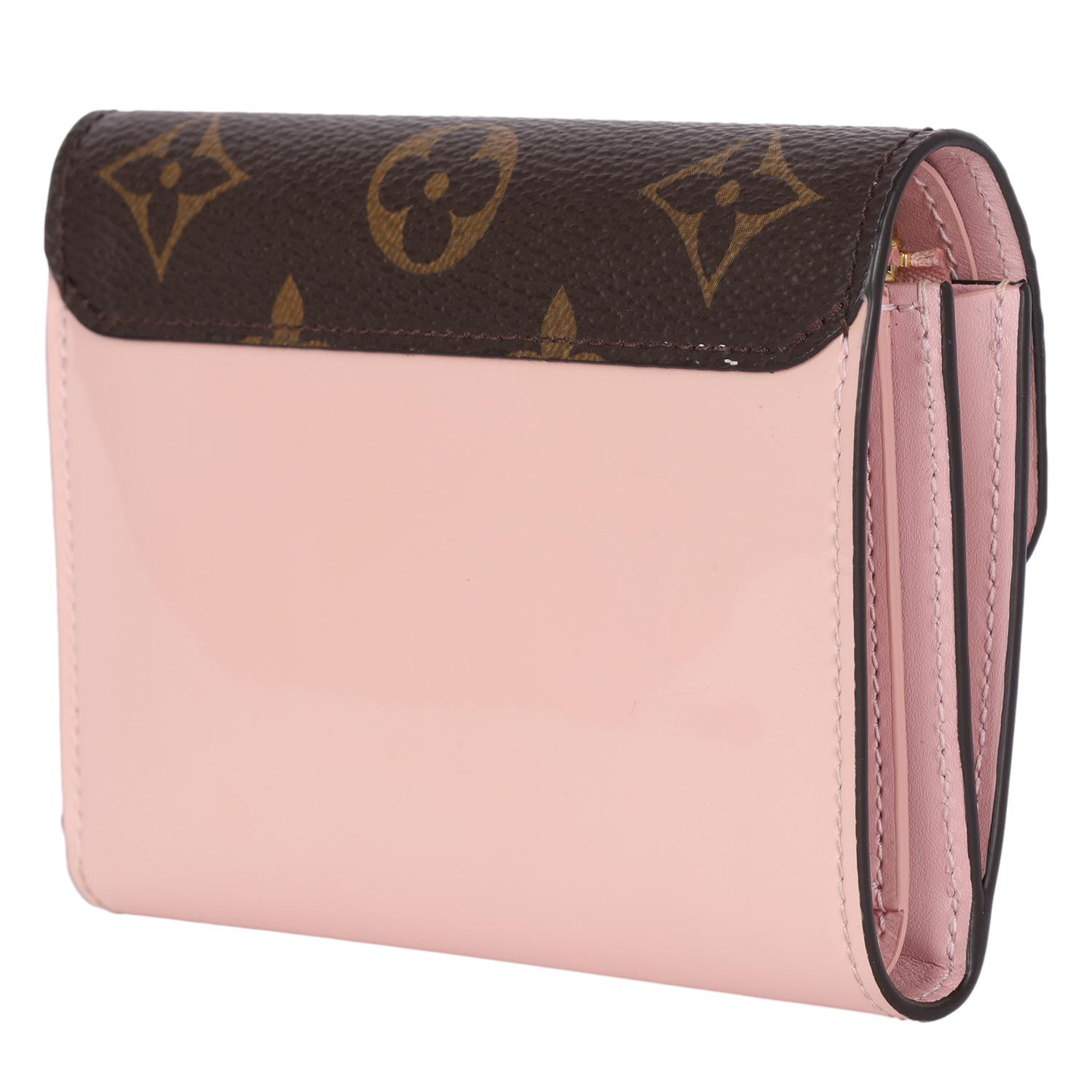 Cartera compacta Louis Vuitton de piel de becerro charolada con monograma de cerezo Rose Ballerine en venta 2