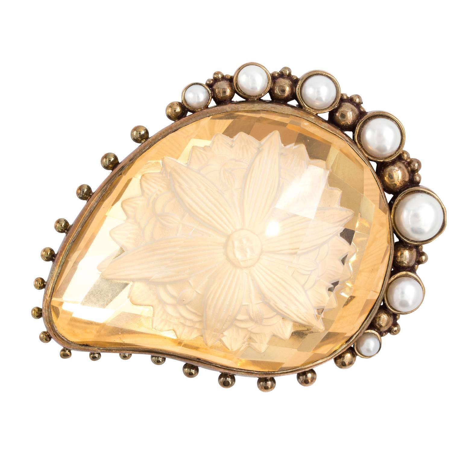 Stephan Dweck Intaglio crystal and pearl brooch. Circa 1970's  For Sale