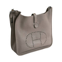 Hermes Clemence Leather Evelyne III GM Bag in Taupe Leather