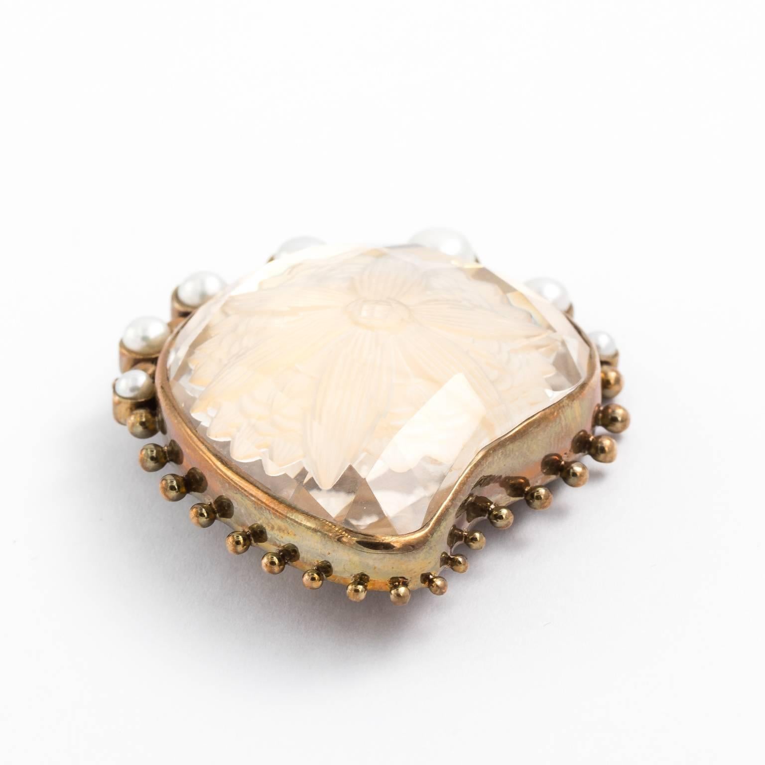 Stephan Dweck Intaglio crystal and pearl brooch. Circa 1970's  For Sale 1