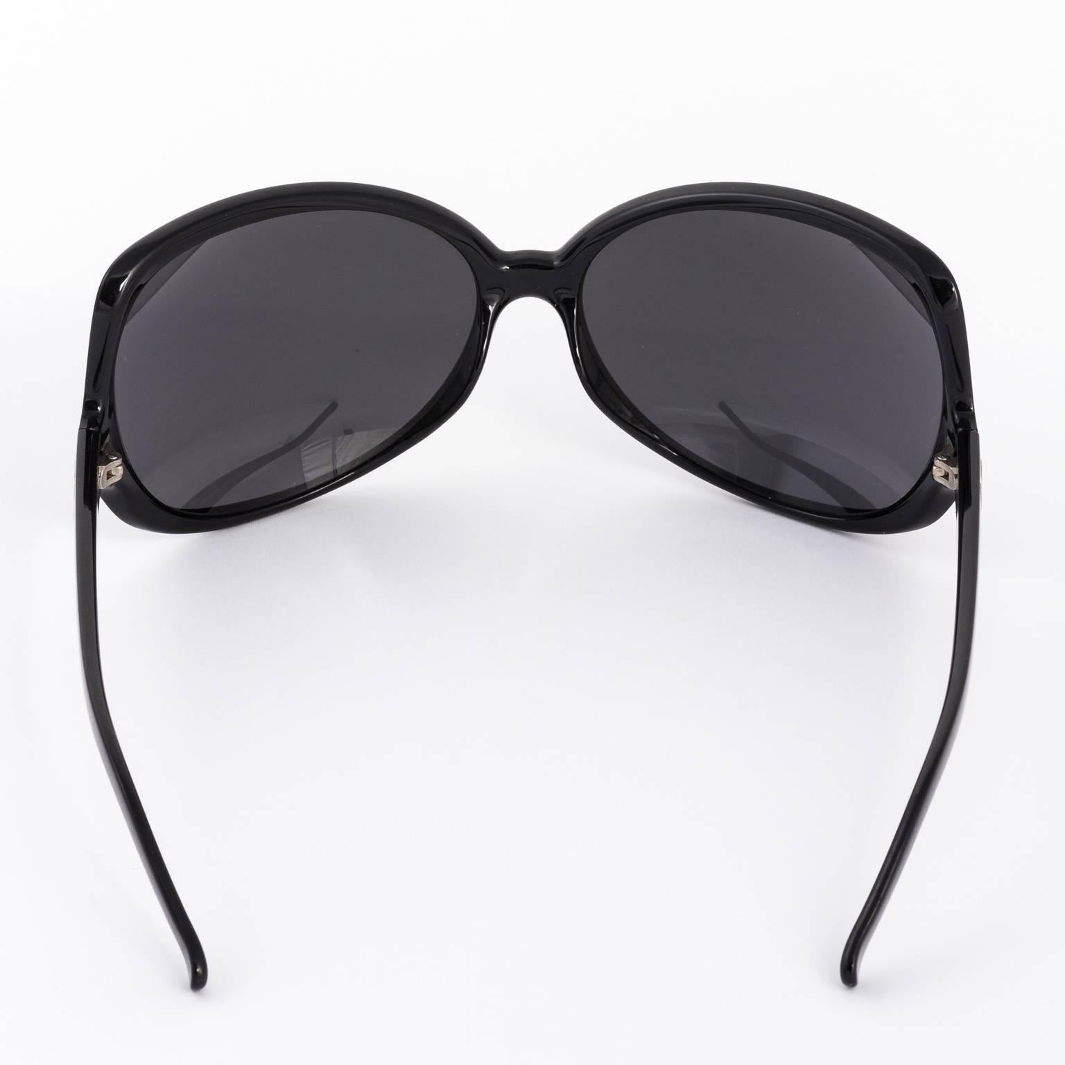  Black Dolce and Gabbana sunglasses For Sale 3