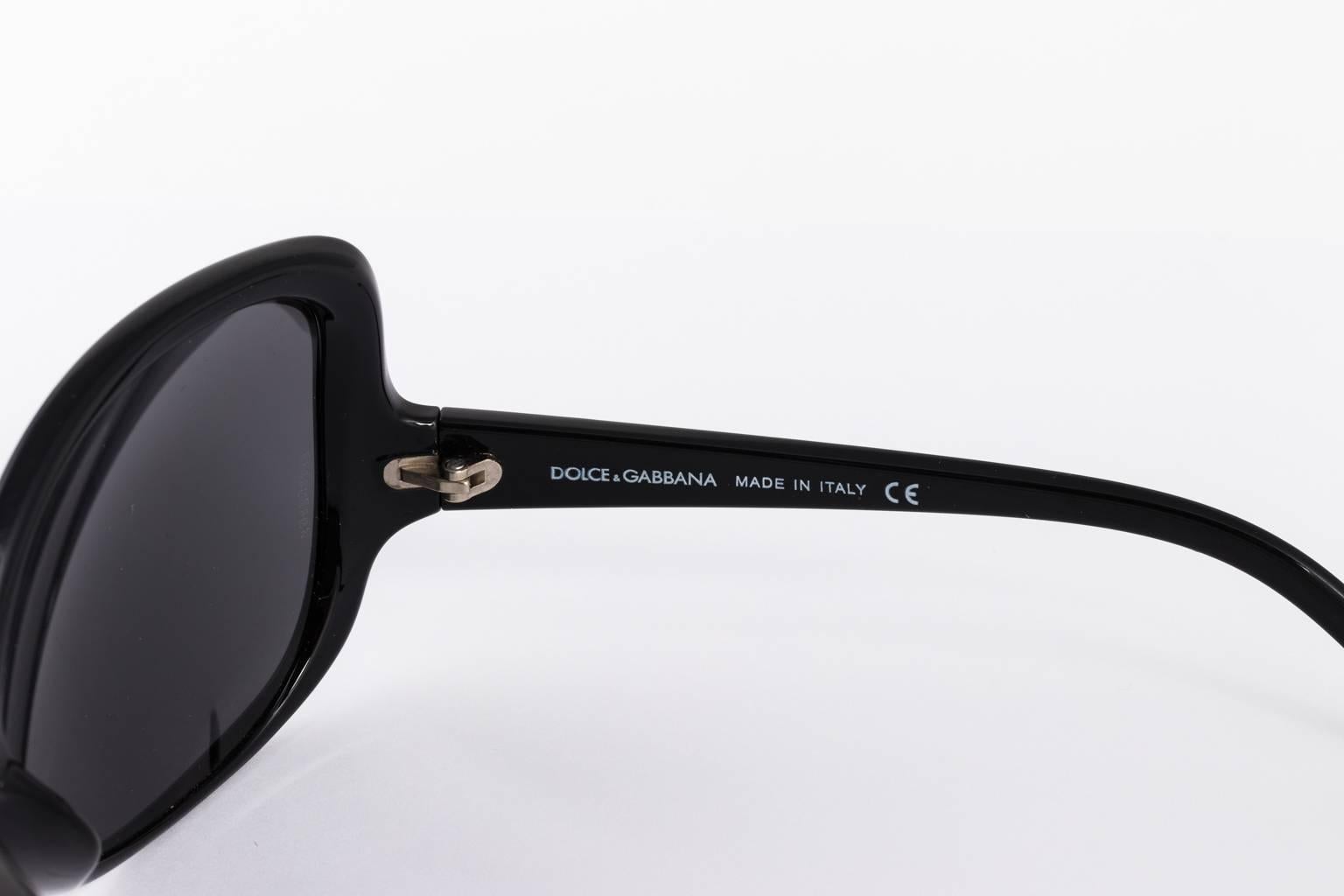  Black Dolce and Gabbana sunglasses For Sale 5
