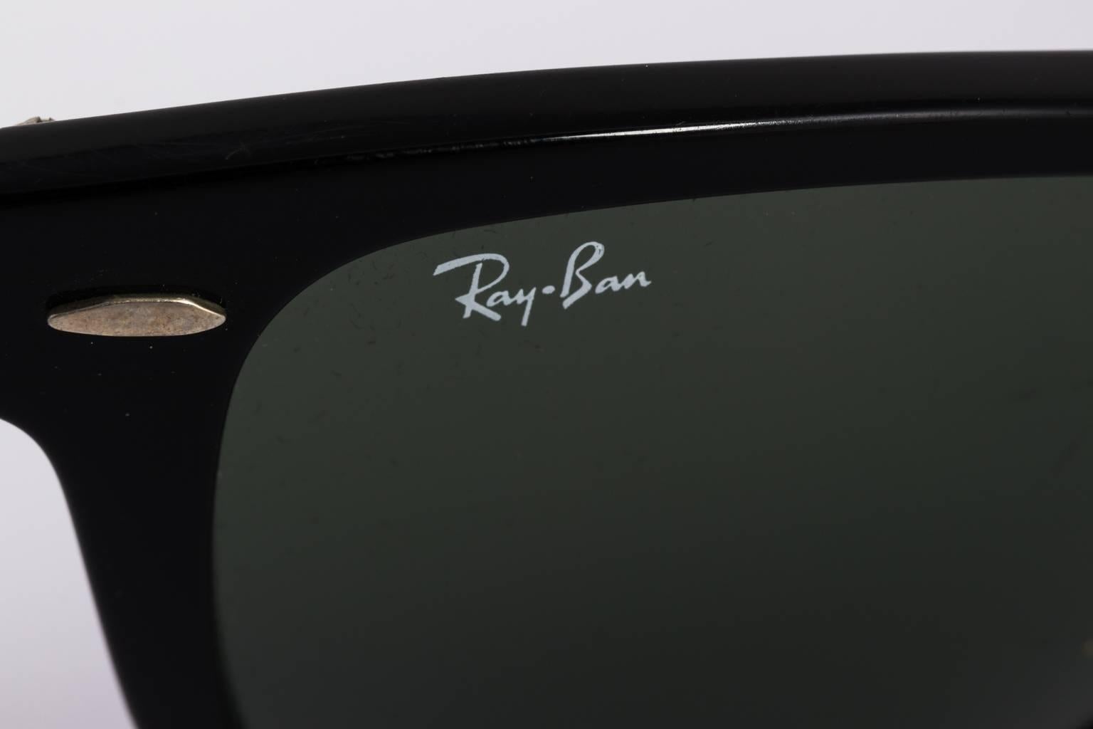  Black Ray-Ban sunglasses In Excellent Condition In Stamford, CT