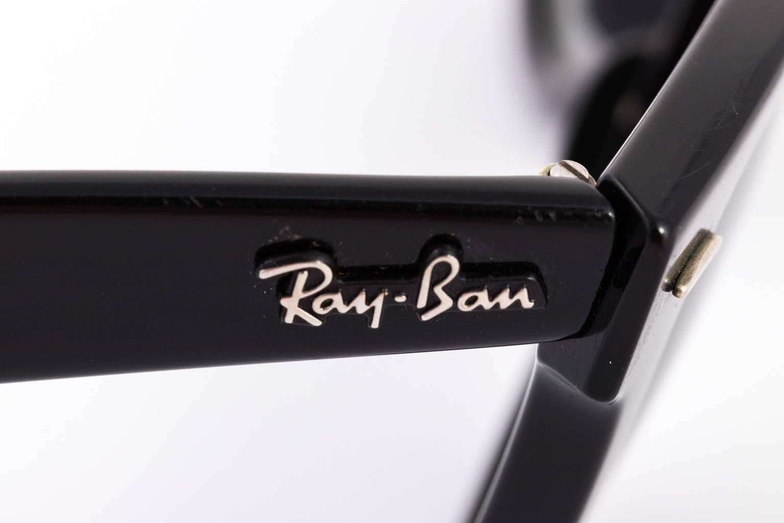 Women's  Black Ray-Ban sunglasses