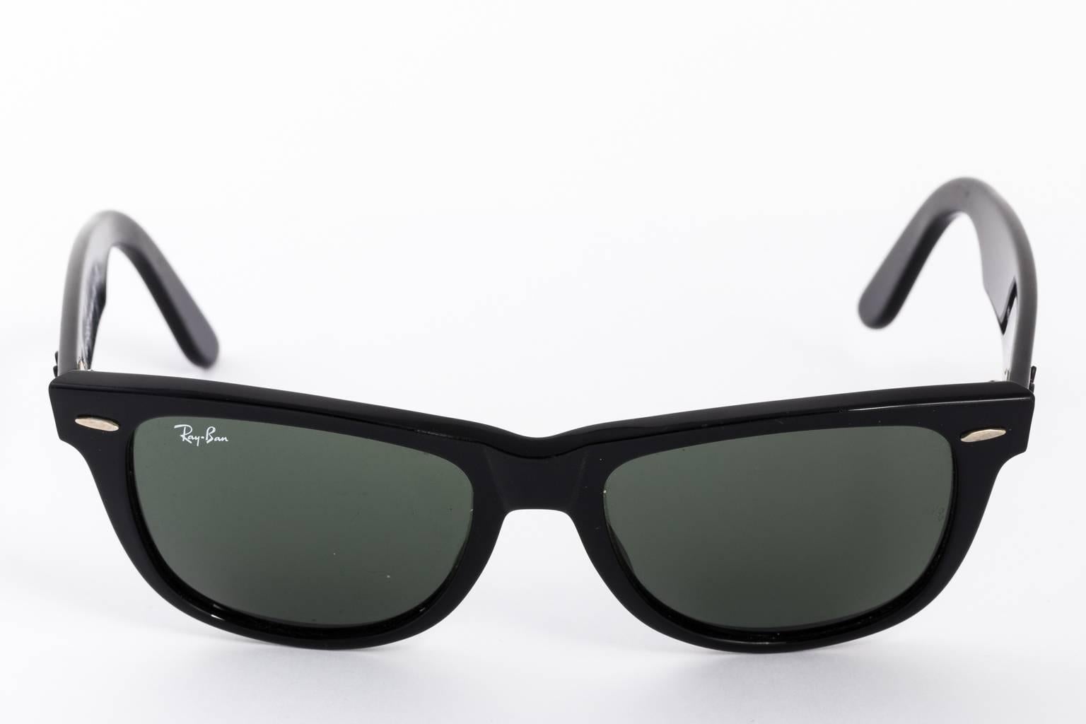  Black Ray-Ban sunglasses 1