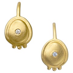 Orecchino a gancio con diamante in oro 18 carati Celestial - by Bombyx House
