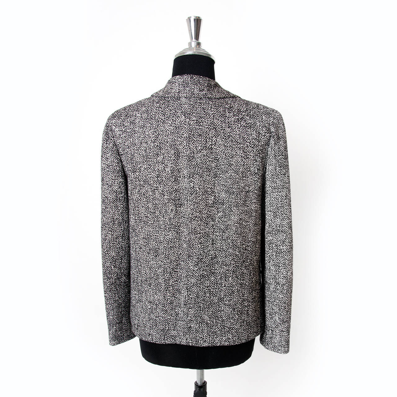 Chanel Black And White Tweed Blazer In Excellent Condition In Antwerp, BE