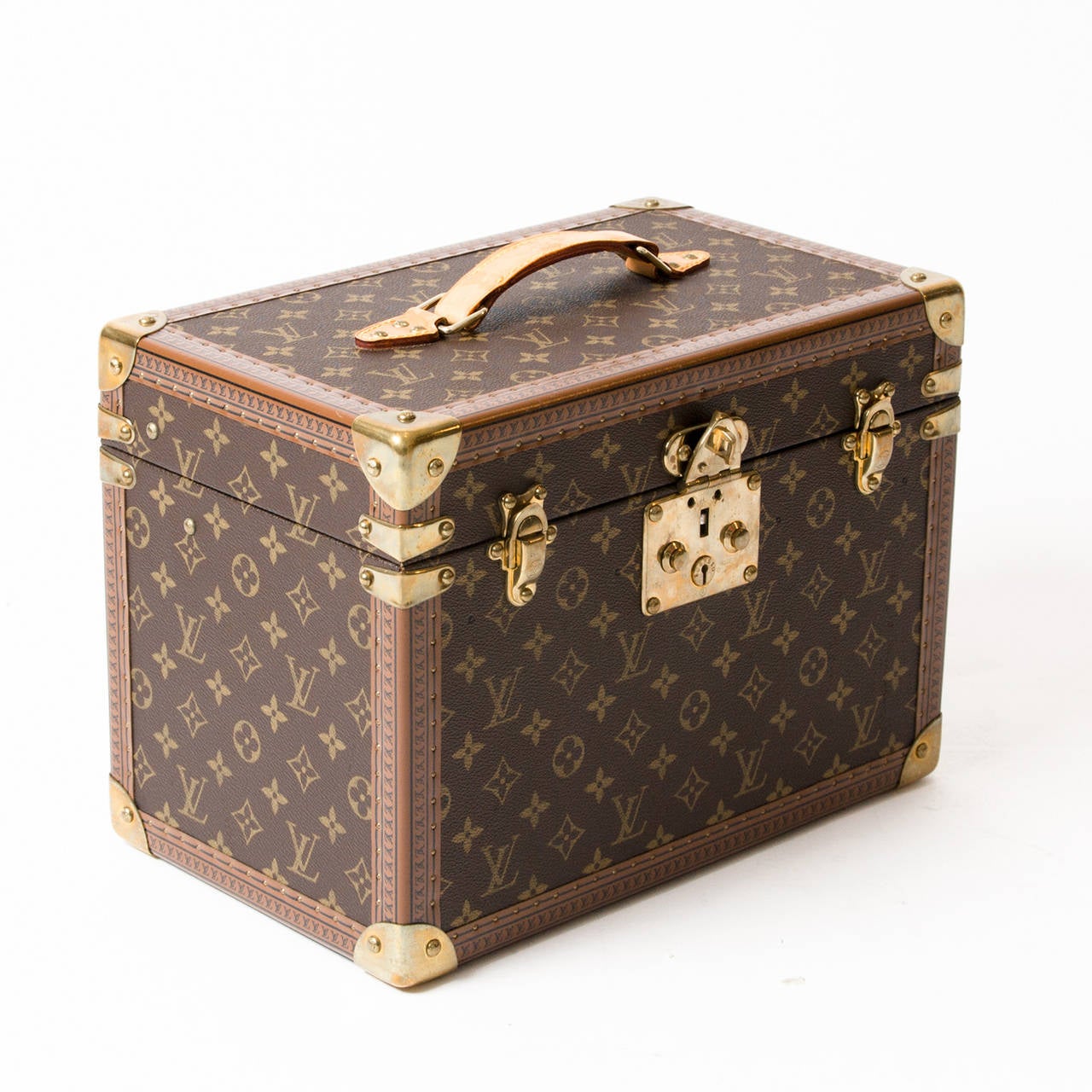 Women's or Men's Louis Vuitton Toiletry Case Monogram