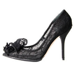Dolce & Gabbana Black Chantilly Lace Bow Pumps