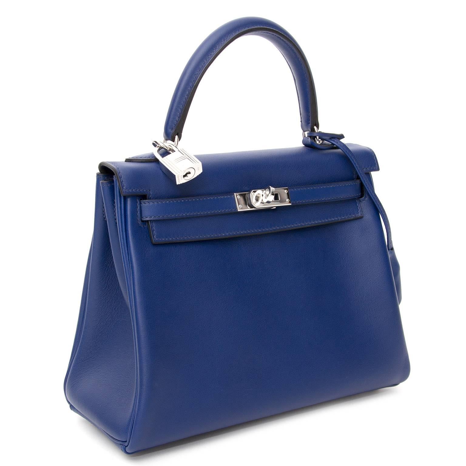 Brand New Hermes Kelly 25 Blue Saphire PHW Veau Swift In New Condition In Antwerp, BE