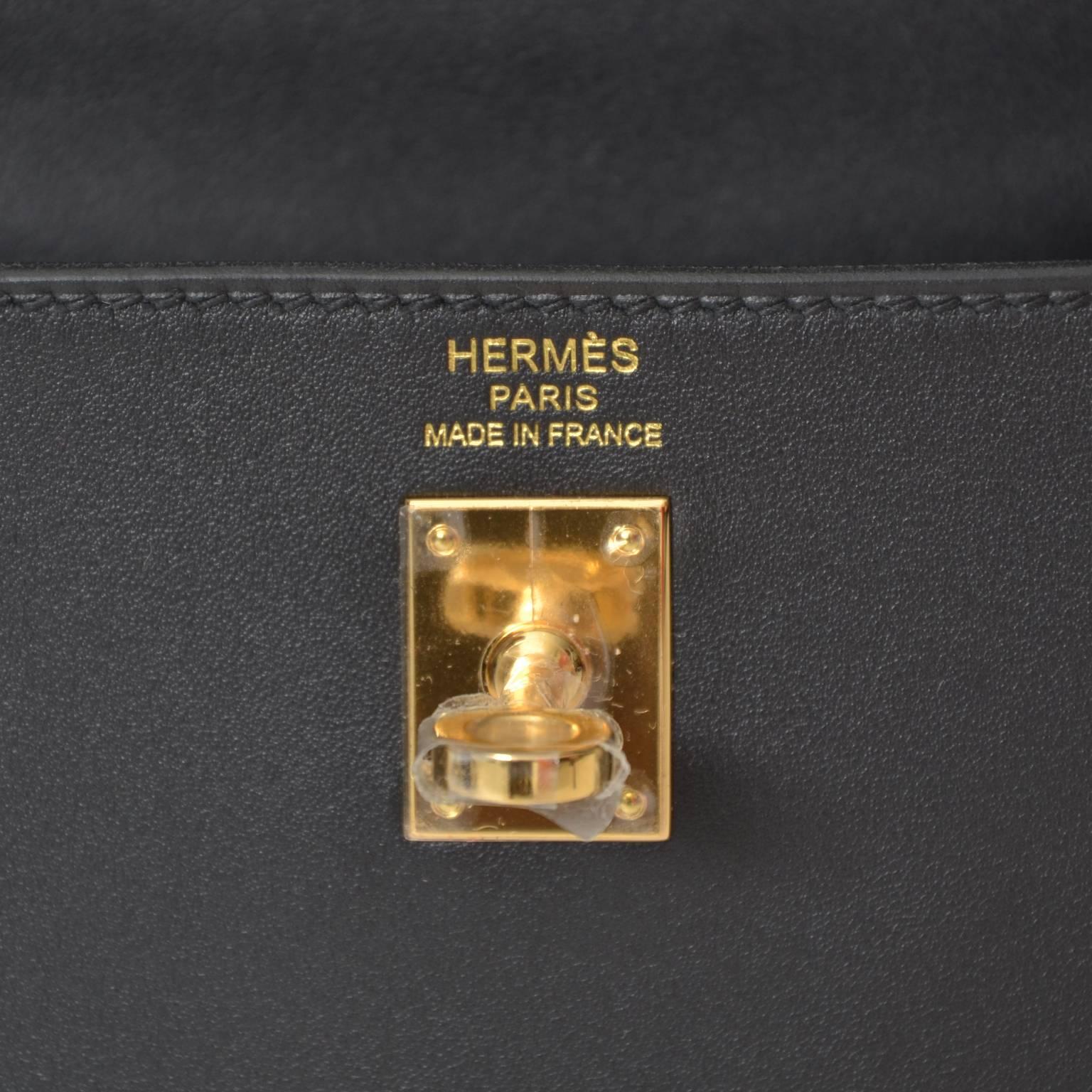 Women's Brand New Hermes Kelly 25 Retourne Veau Swift Noir Black  GHW