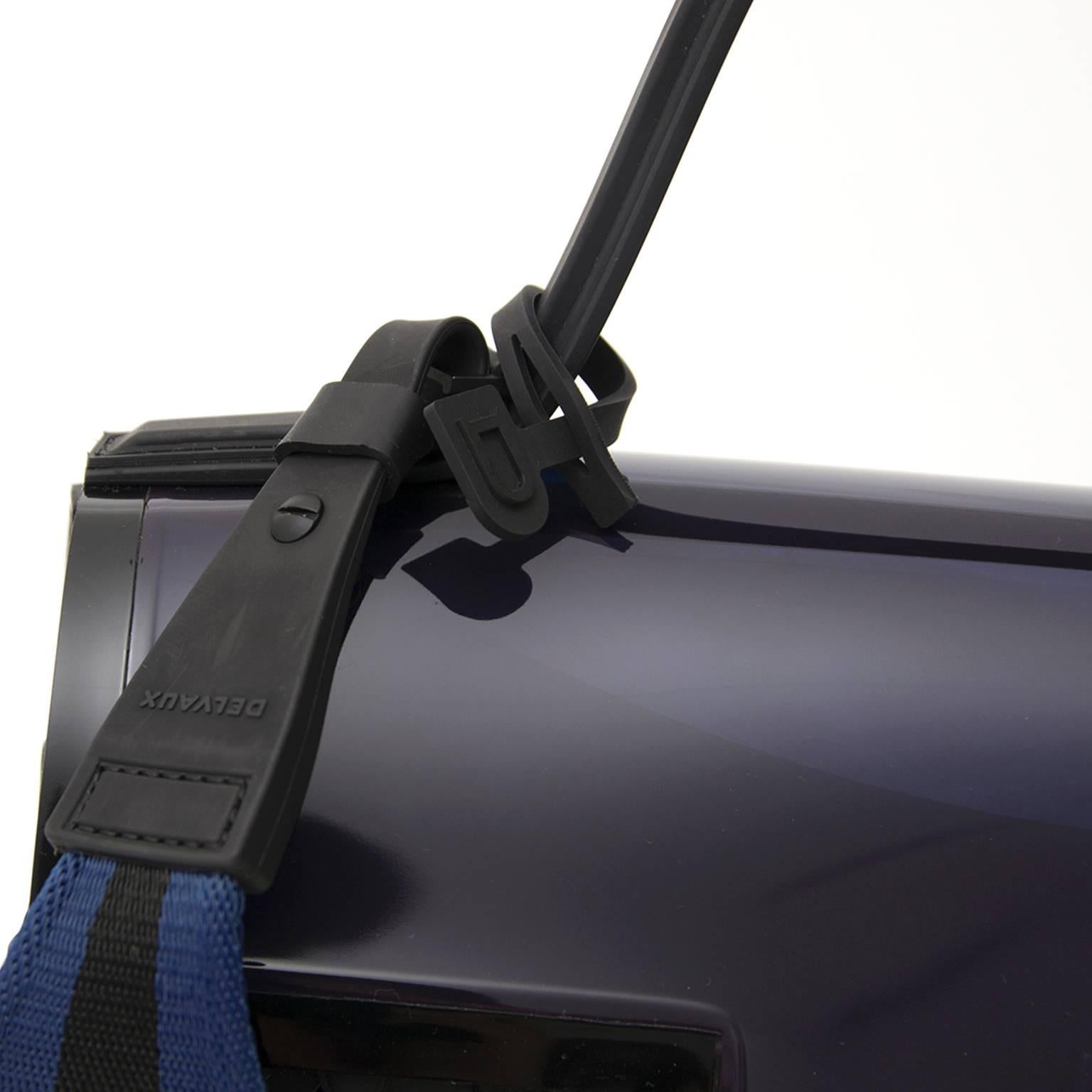 delvaux dark night