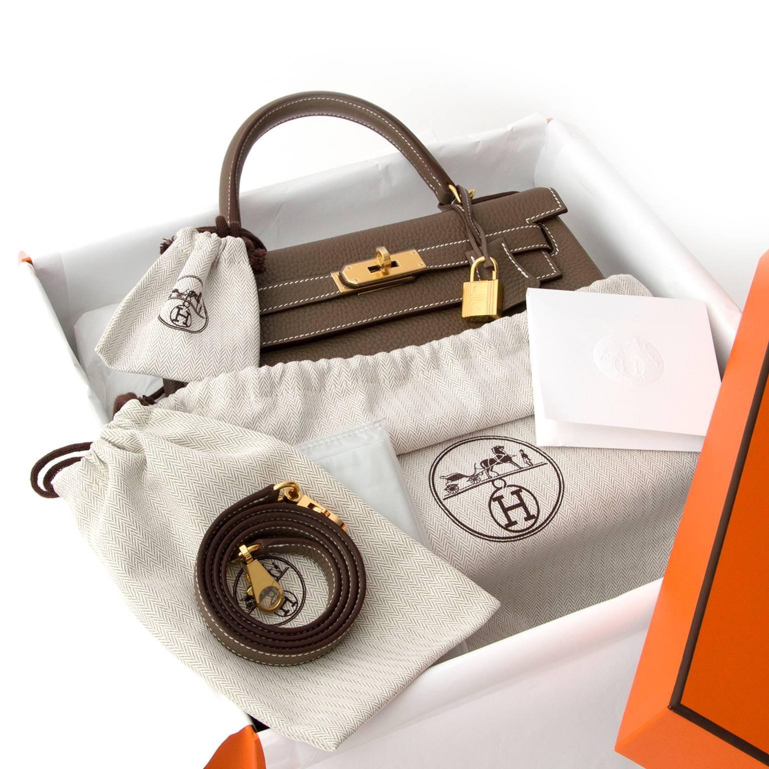 Brandneu Hermès Kelly Retourne 28 Etoupe Clemence Taurillon Damen