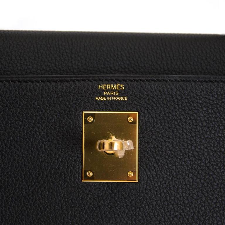 Hermès Kelly 28 Retourne Black Togo with Gold Hardware - 2016, X