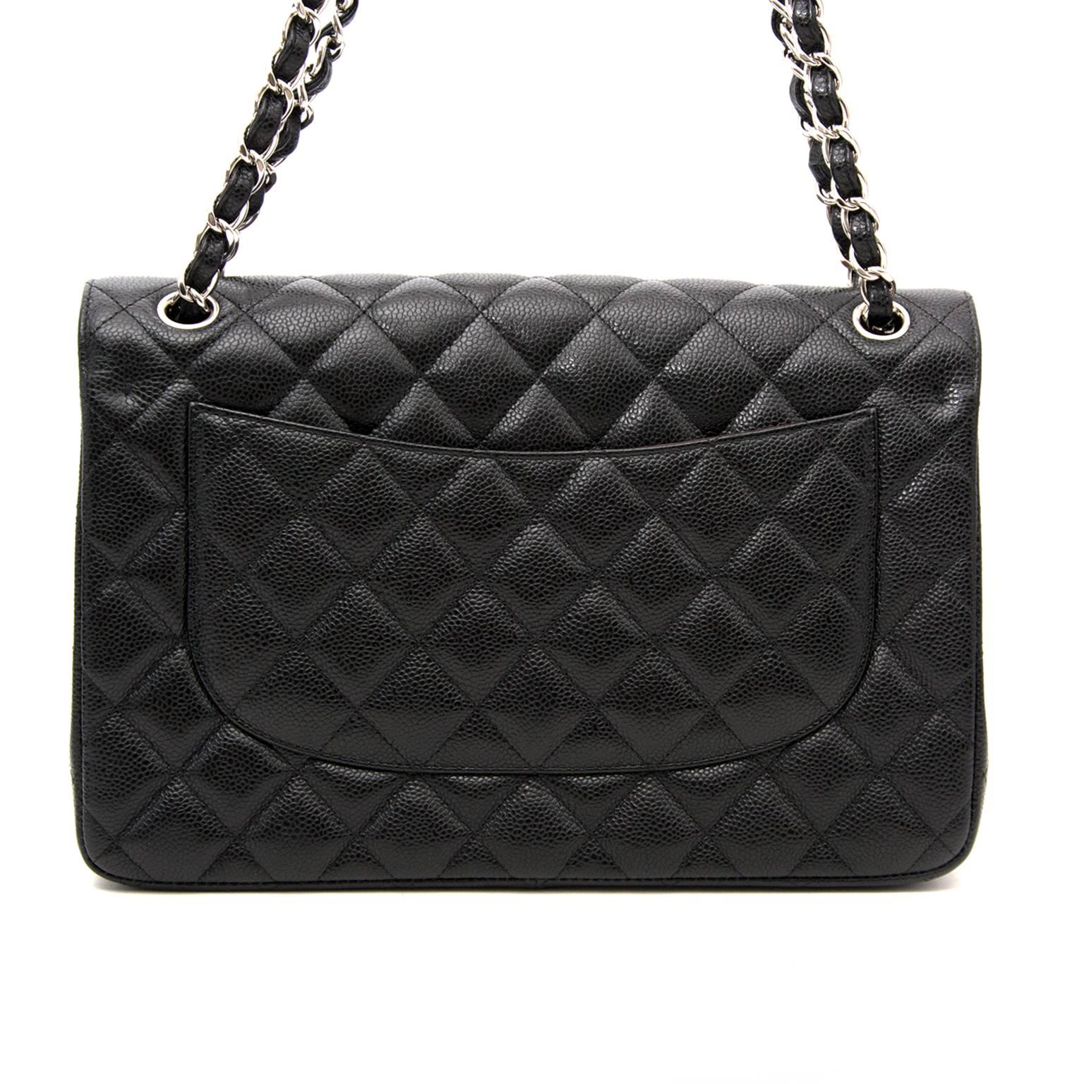 Chanel Jumbo Classic Flap Bag 2